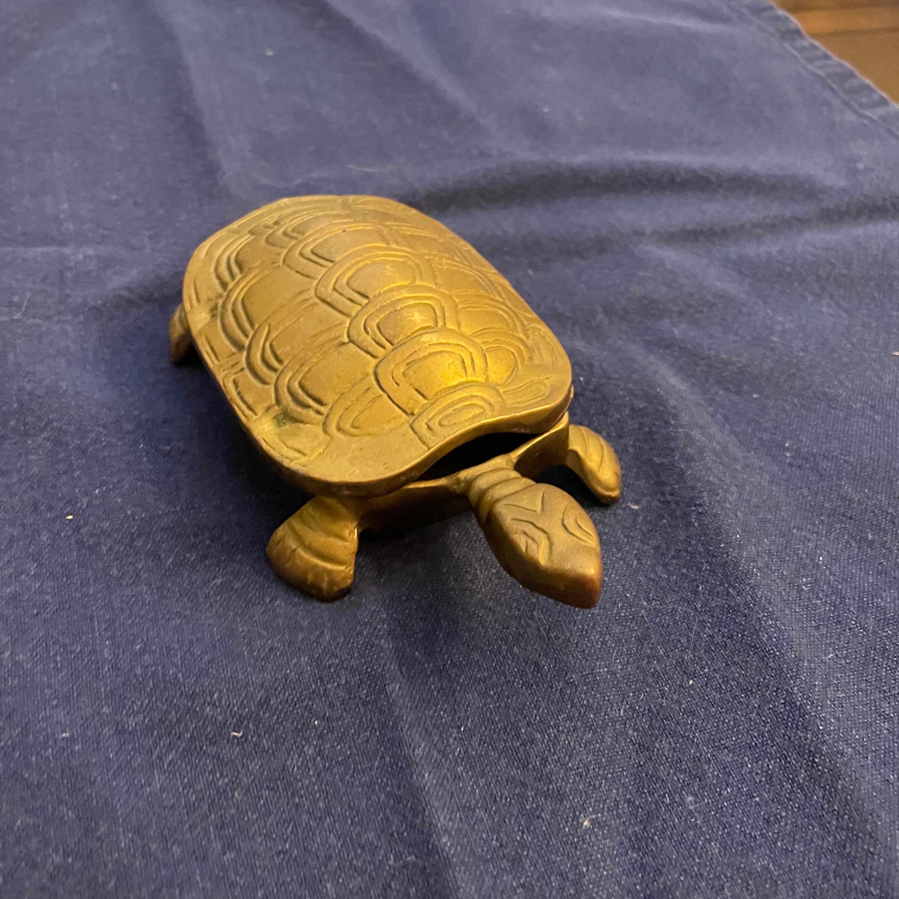Indian Vintage Brass Turtle Catchall with Hinged Lid