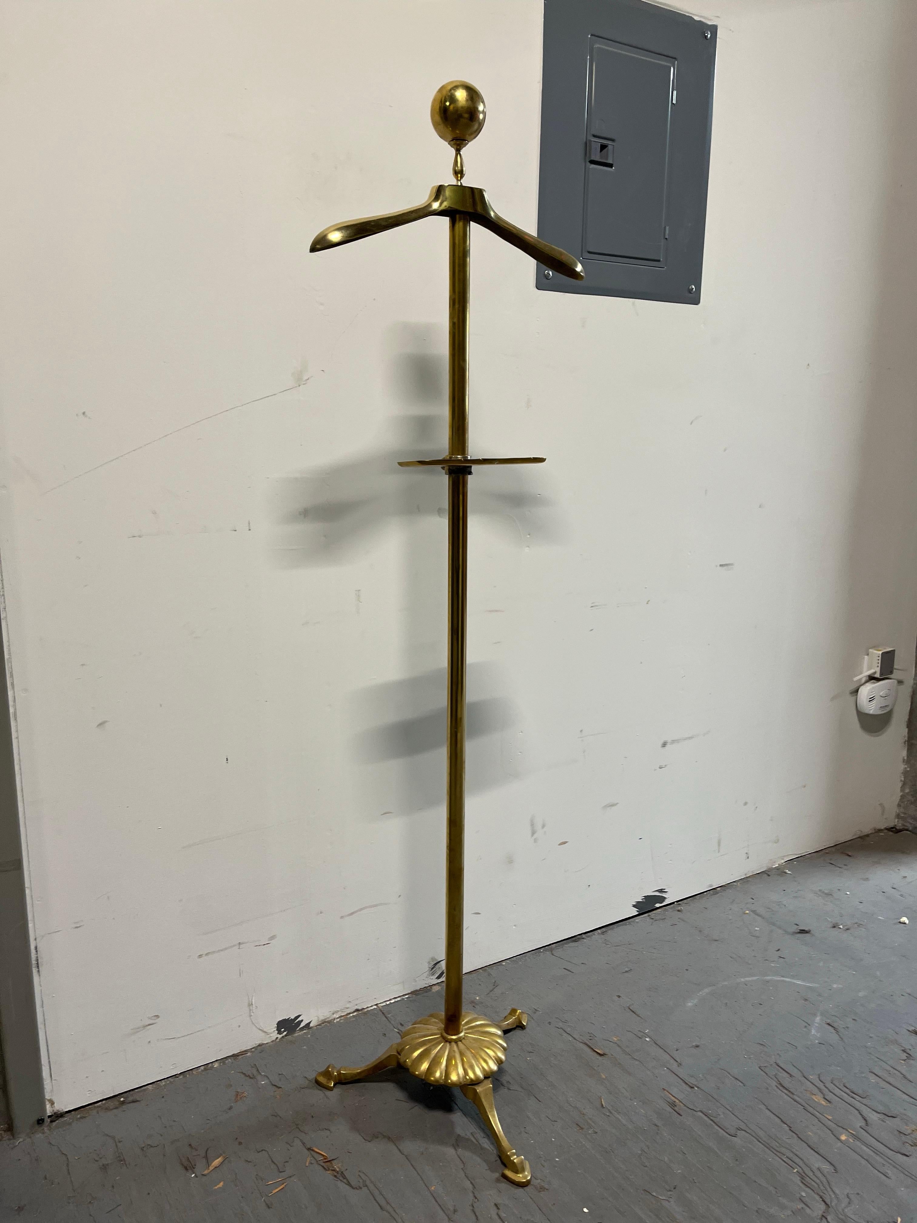 Vintage Messing Valet Kleiderständer (Moderne der Mitte des Jahrhunderts) im Angebot