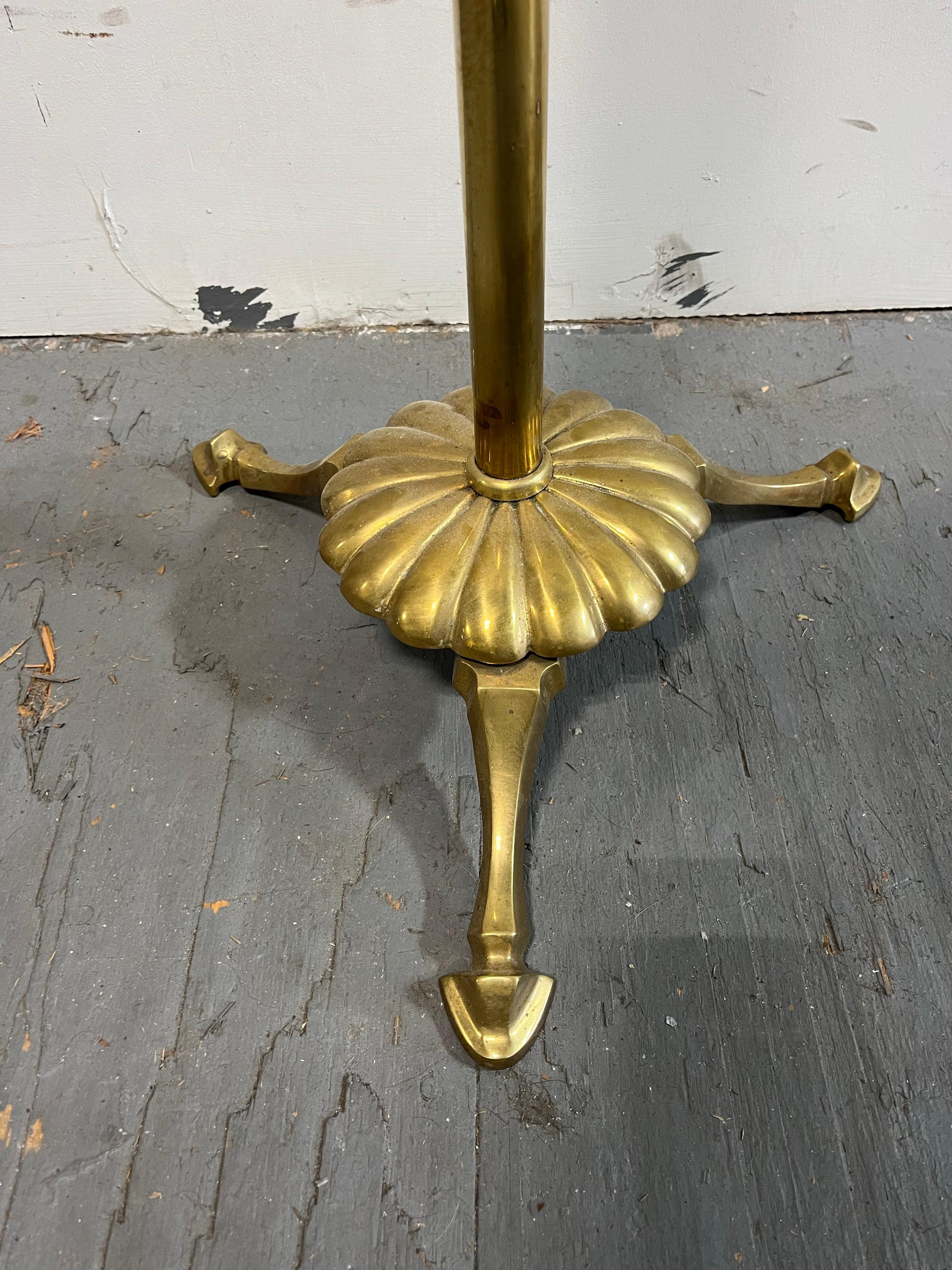 Vintage Messing Valet Kleiderständer (20. Jahrhundert) im Angebot