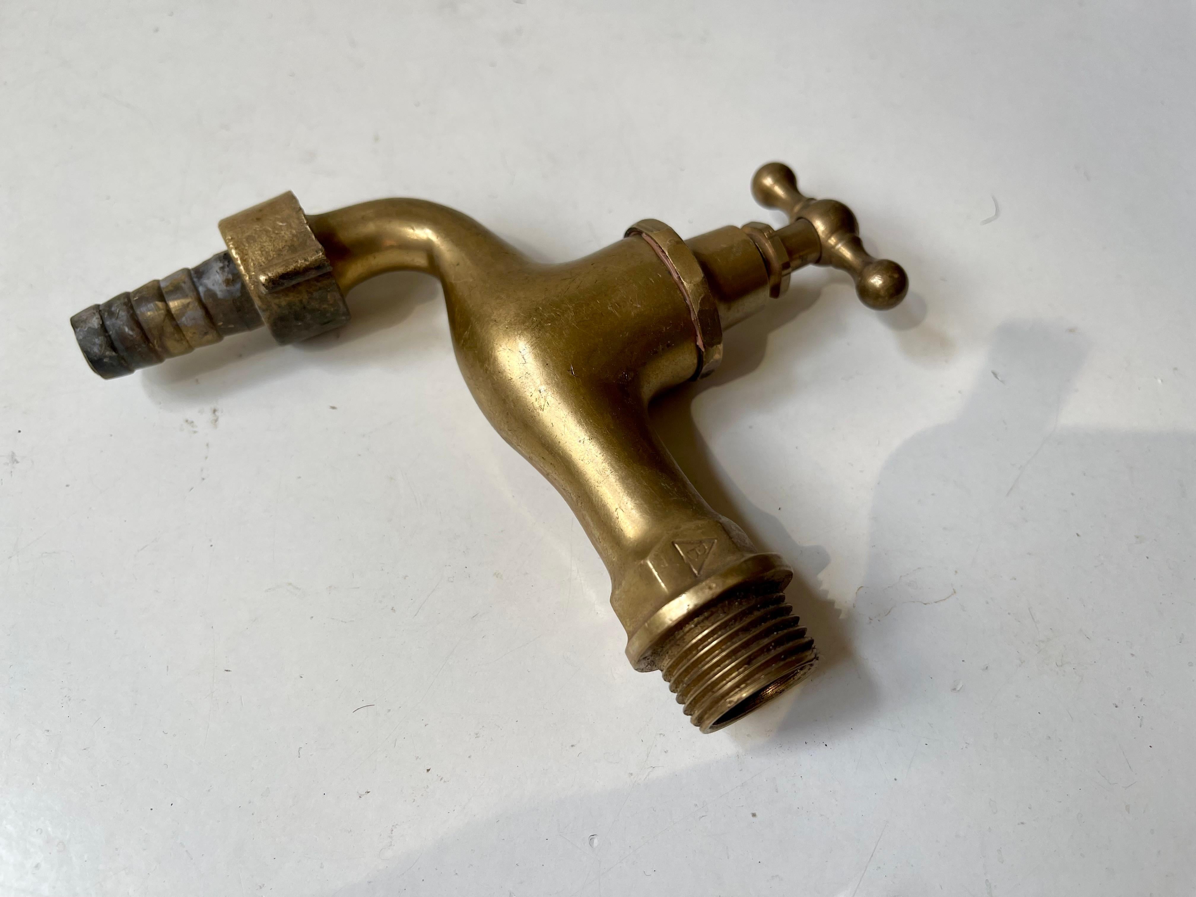Vintage brass Water Tap's - Faucet´s, 1950s, Set of 2 For Sale 2