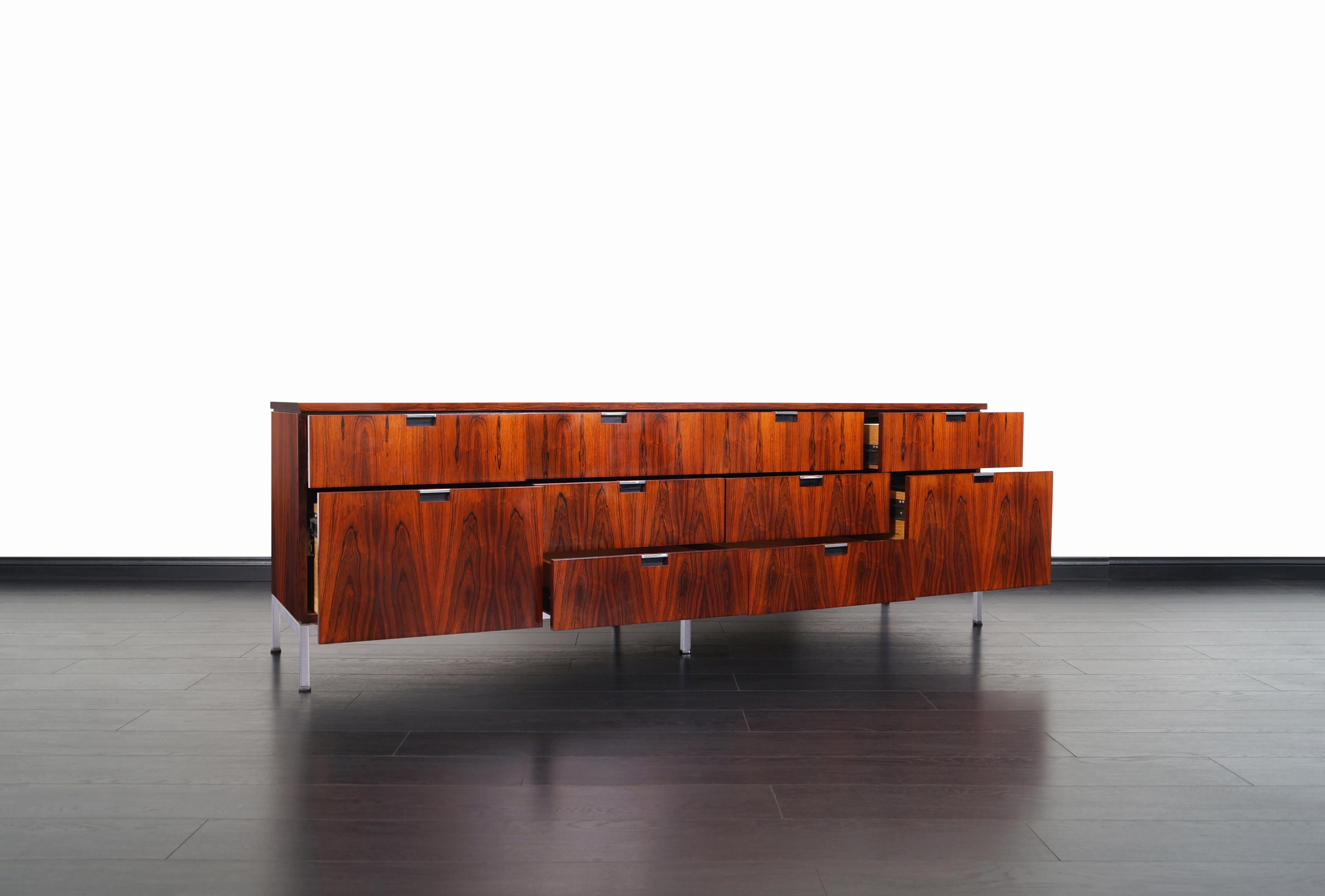 Mid-Century Modern Vintage Brazilian Rosewood Credenza by Florence Knoll