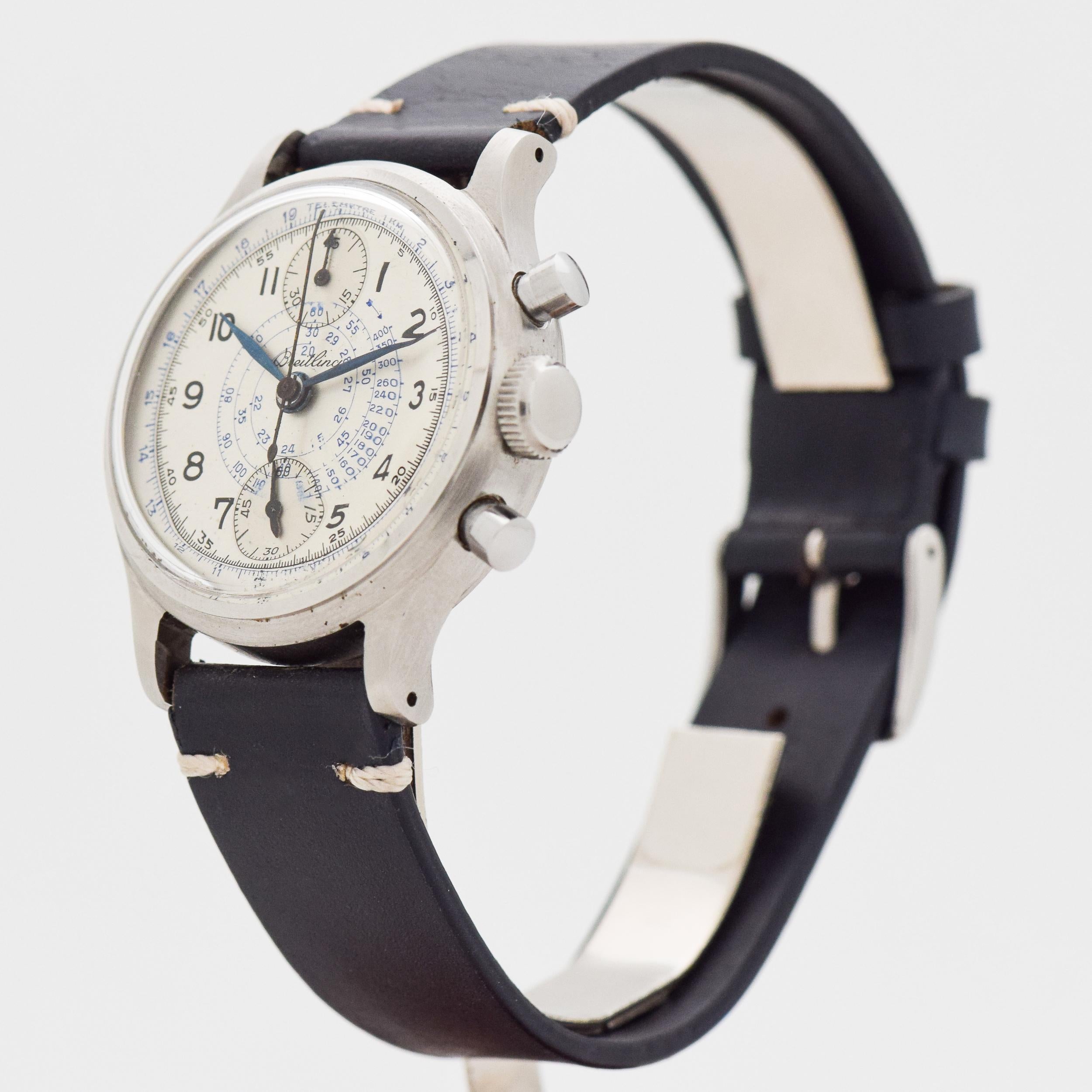 Vintage Breitling 2-Register Chronograph Ref. 777 in Stainless Steel, 1945 In Excellent Condition In Beverly Hills, CA