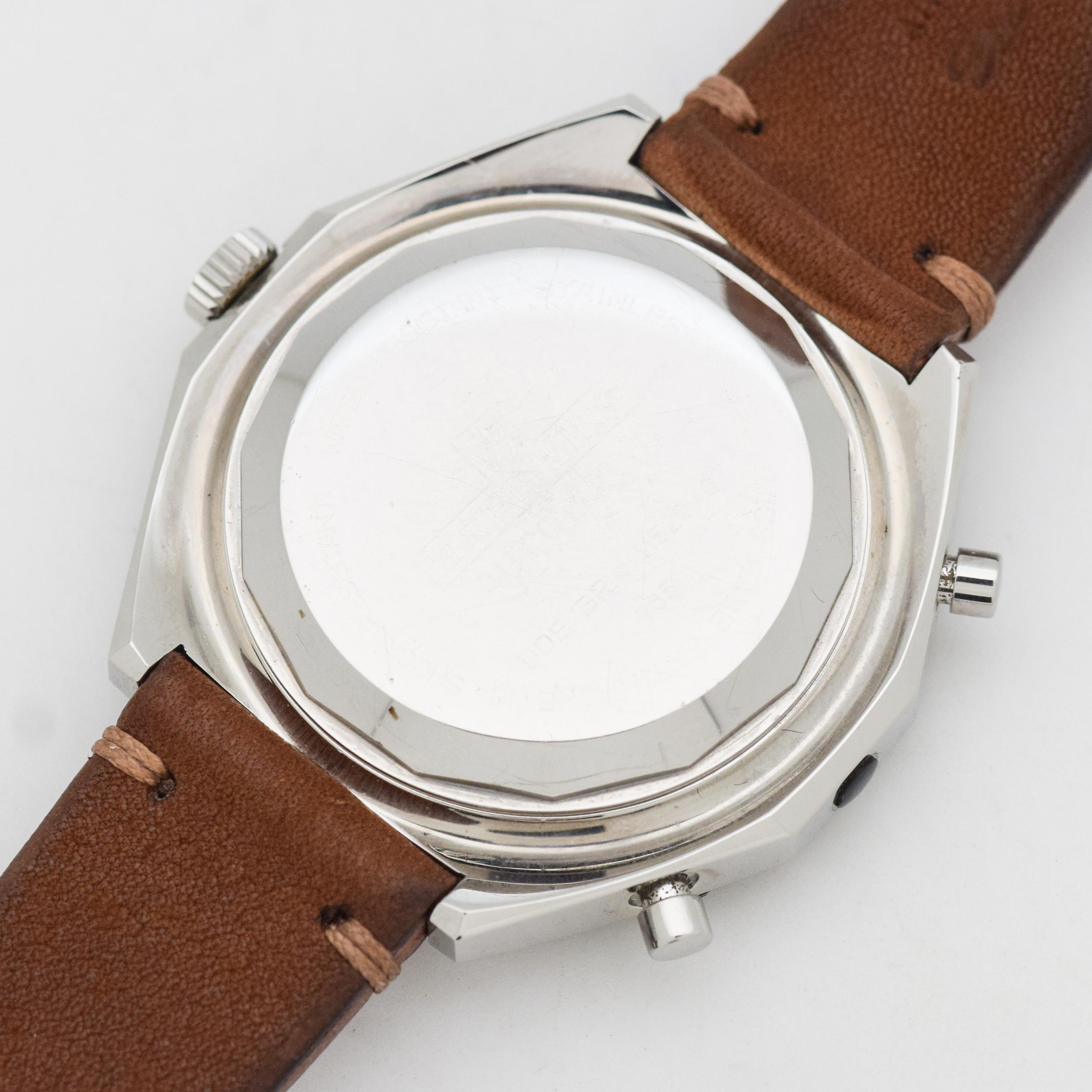 Women's or Men's Vintage Breitling Chronomatic Stainless Steel Watch, 1968 For Sale
