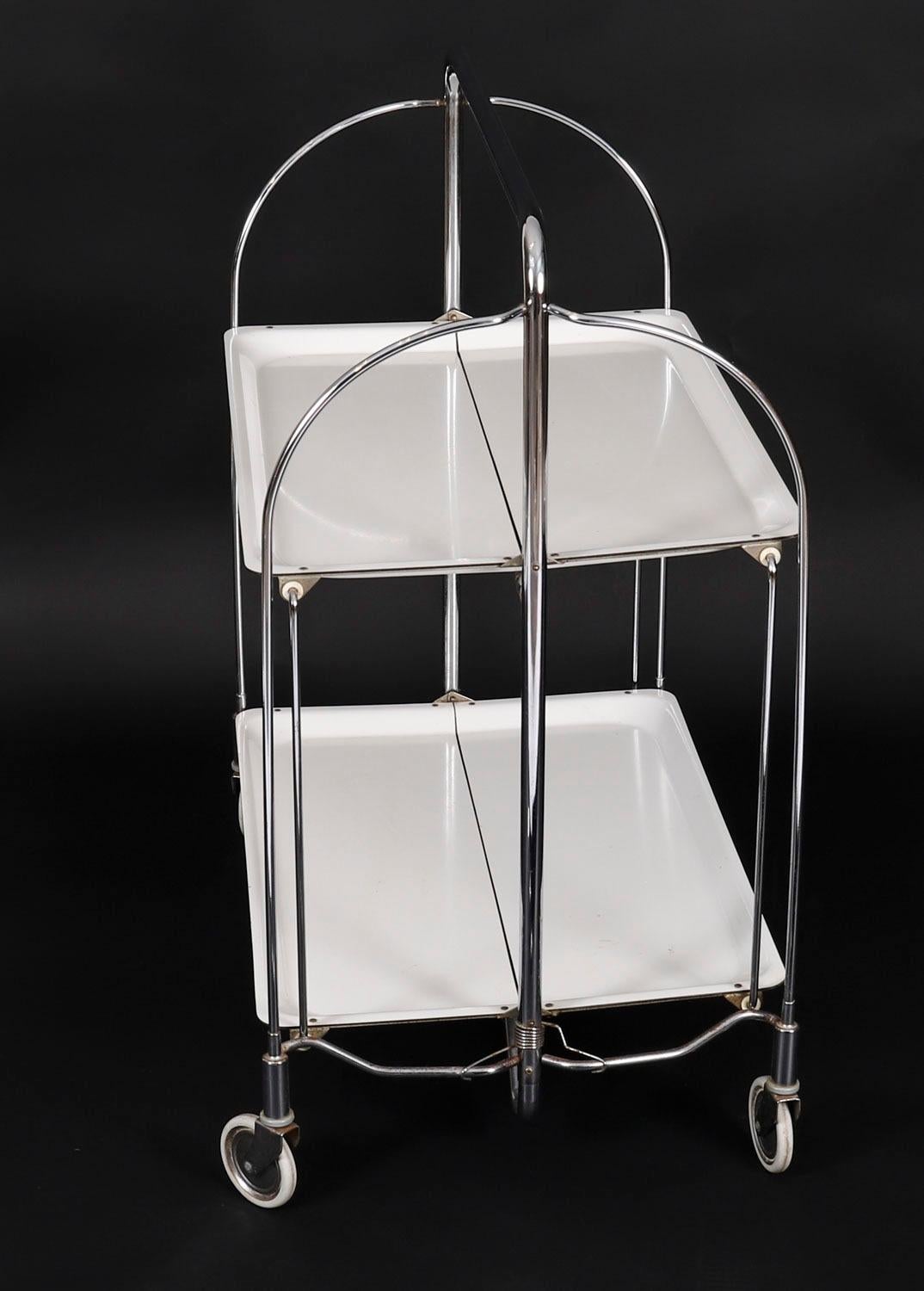 Argent Vintage Bremshey Gerlinol Serviteur pliant / Chariot à boissons Milieu du 20ème siècle en vente