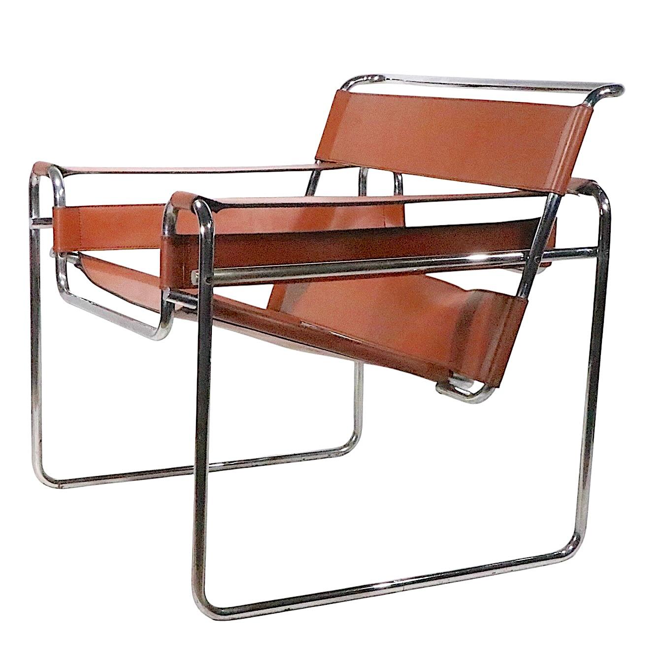 italien Chaise longue vintage Breuer Wassily en chrome et cuir brun c. 1960/70's en vente