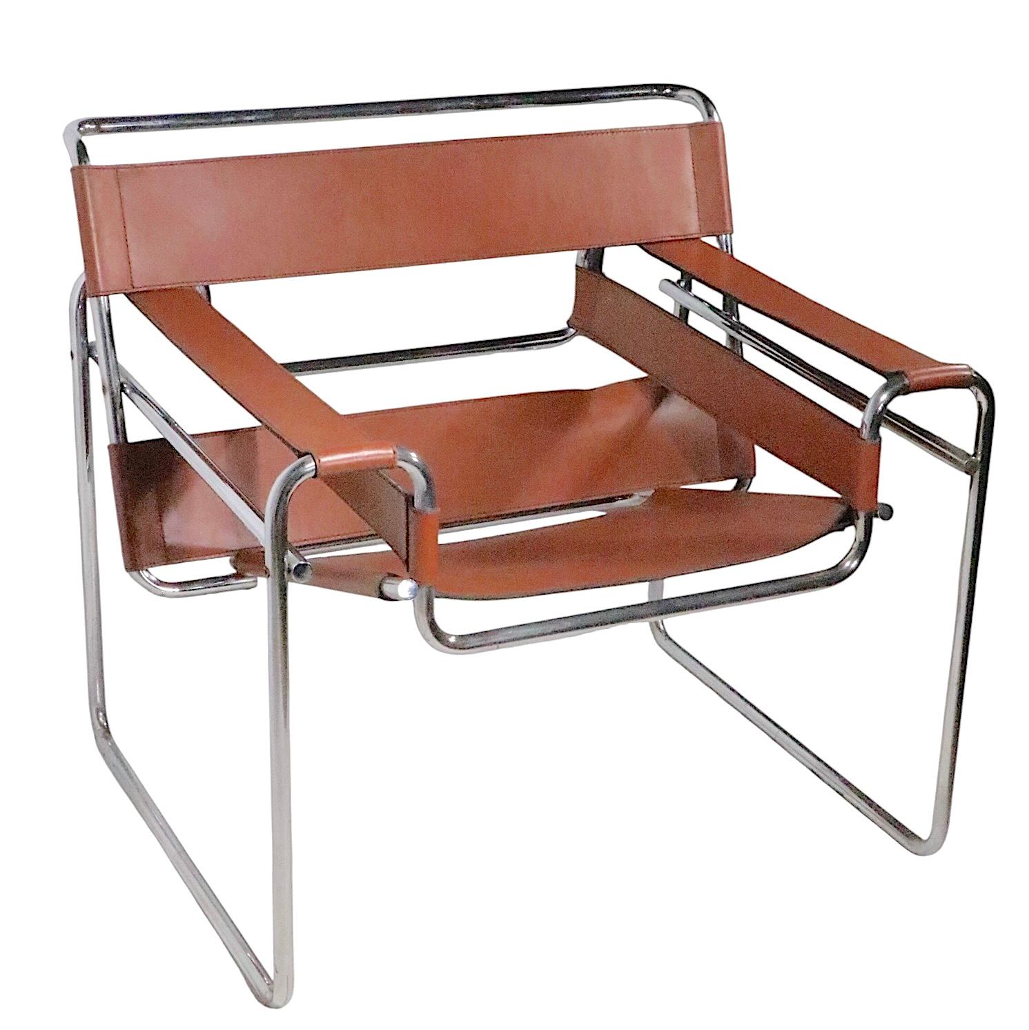 Cuir Chaise longue vintage Breuer Wassily en chrome et cuir brun c. 1960/70's en vente