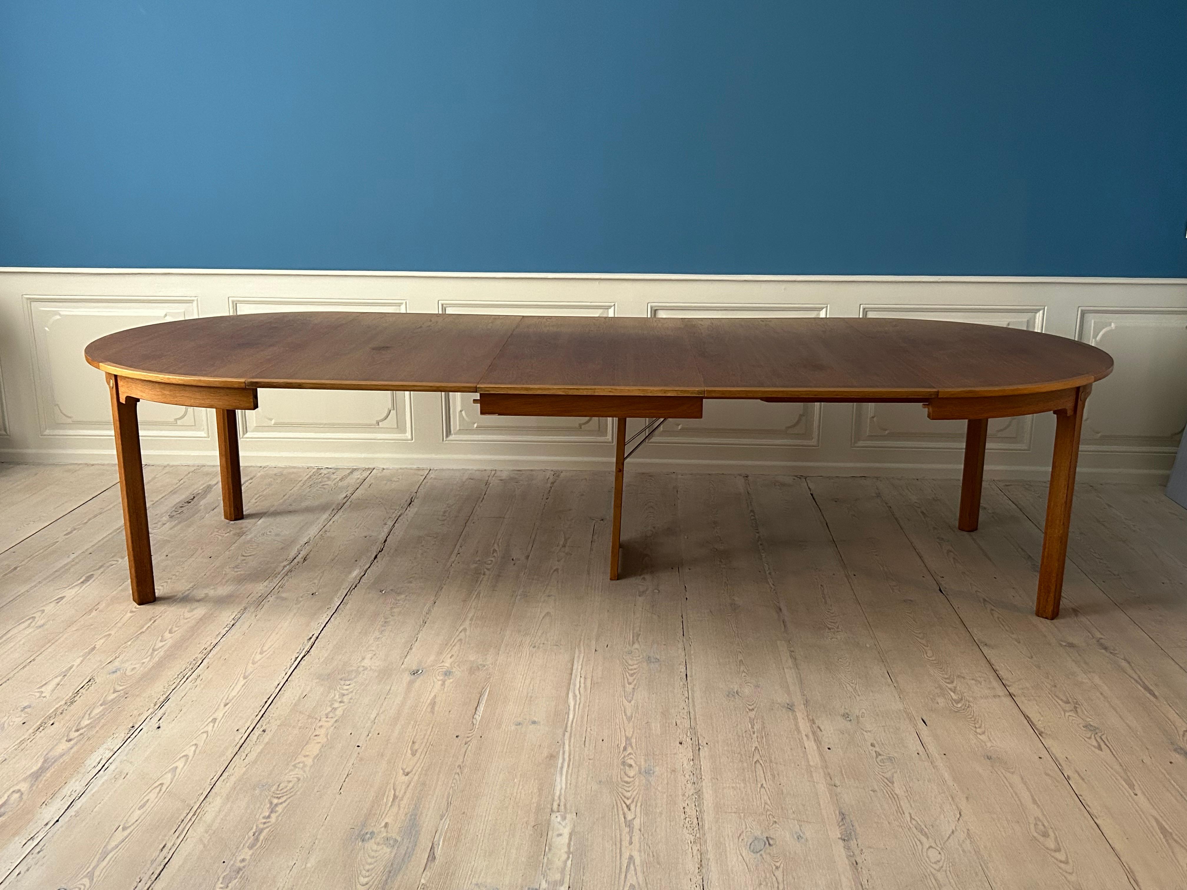 Vintage Børge Mogensen Extendable ‘Øresund’ Dining Table in Oak, Denmark, 1960s 8