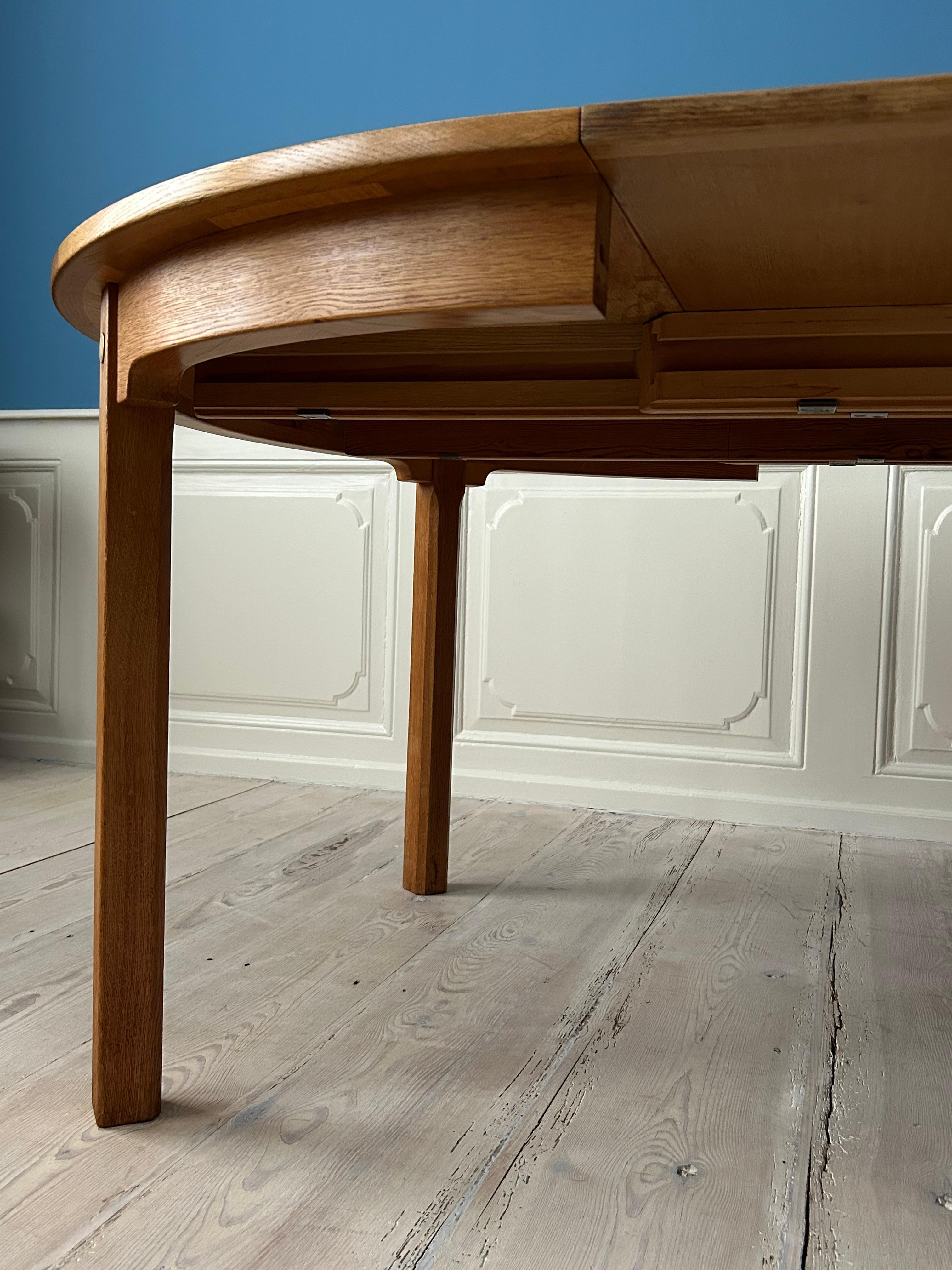 Vintage Børge Mogensen Extendable ‘Øresund’ Dining Table in Oak, Denmark, 1960s 10