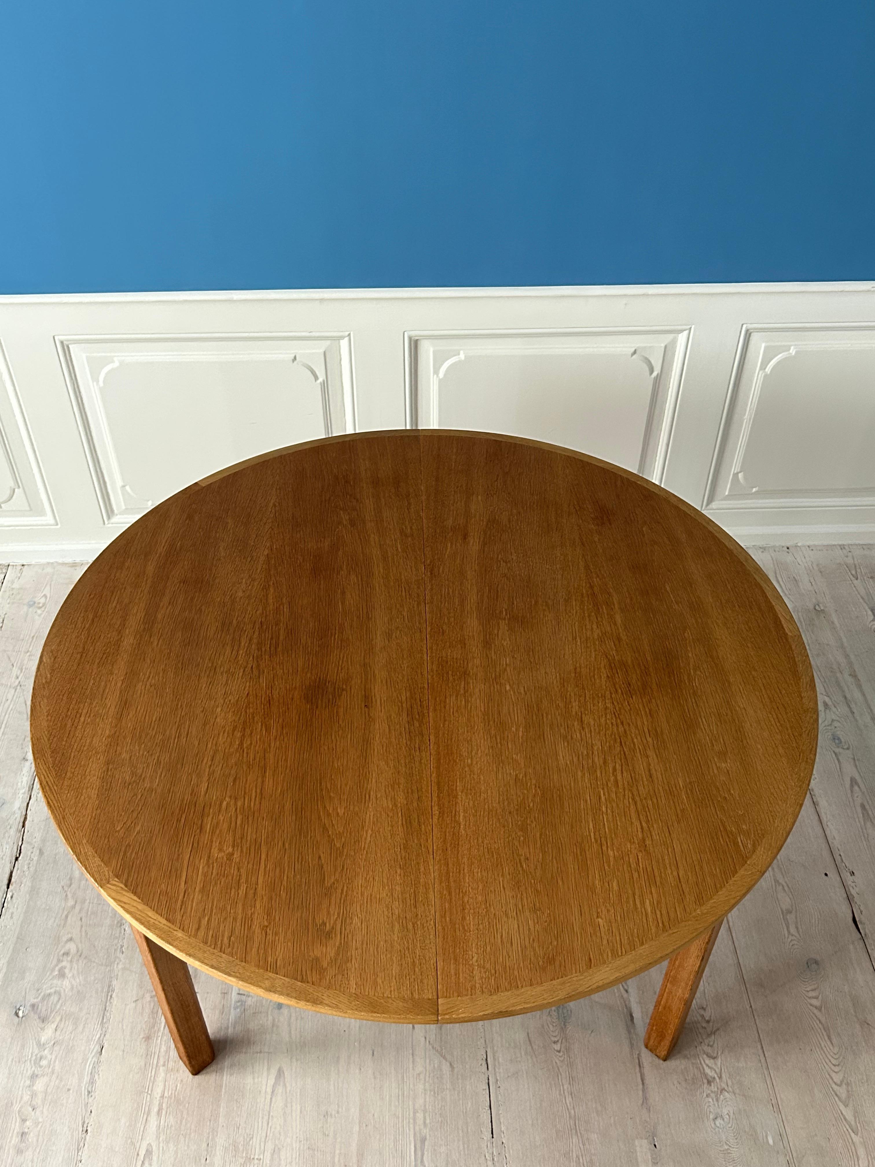 Hand-Crafted Vintage Børge Mogensen Extendable ‘Øresund’ Dining Table in Oak, Denmark, 1960s