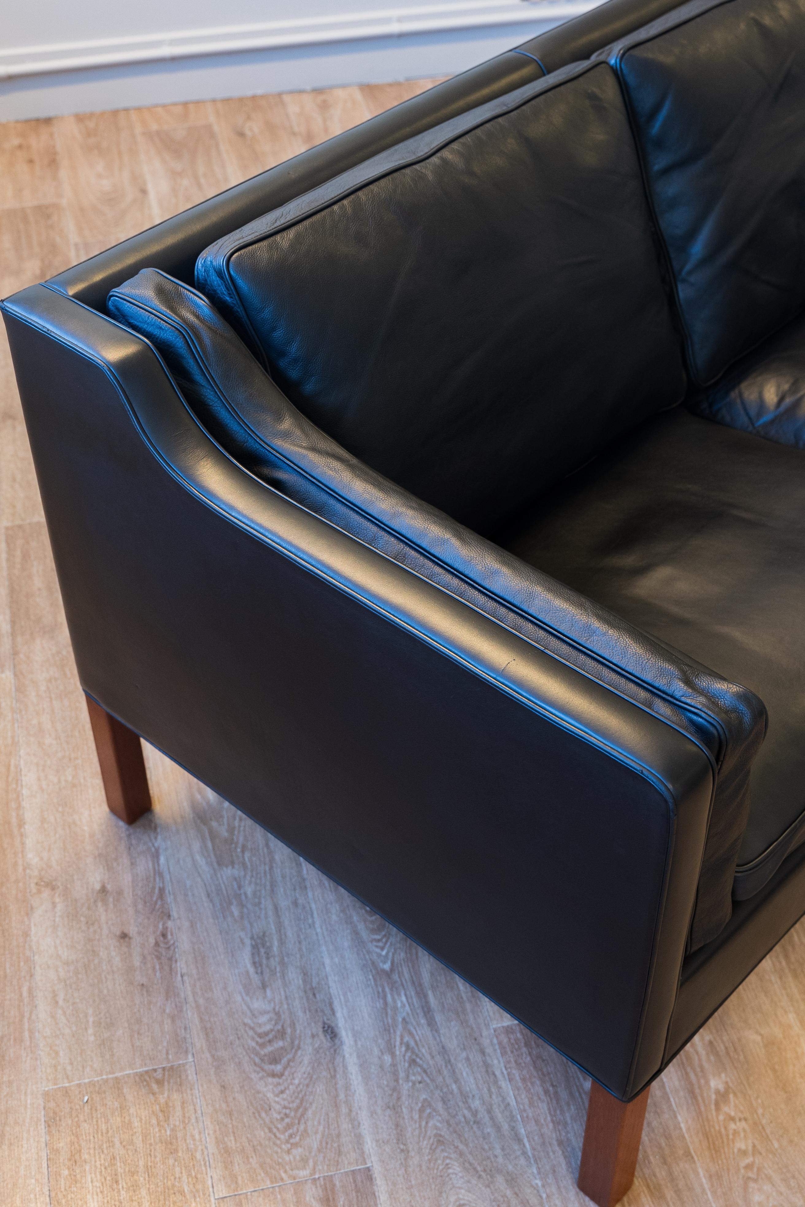 Canapé trois places vintage Børge Mogensen Model 2213 by Fredericia, Danemark en vente 6
