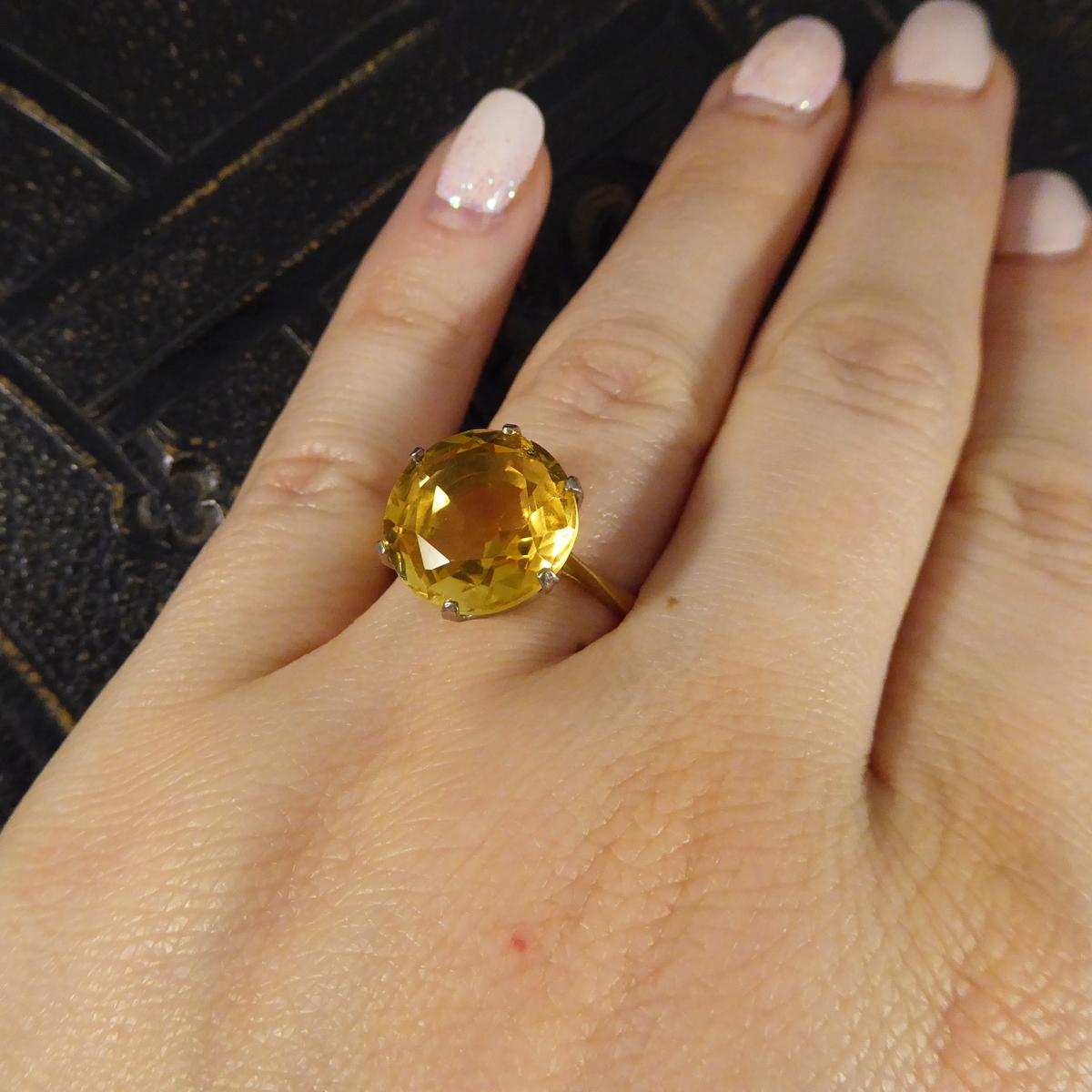 Vintage Bright and Beautiful Citrene Ring in 18ct Gold 1