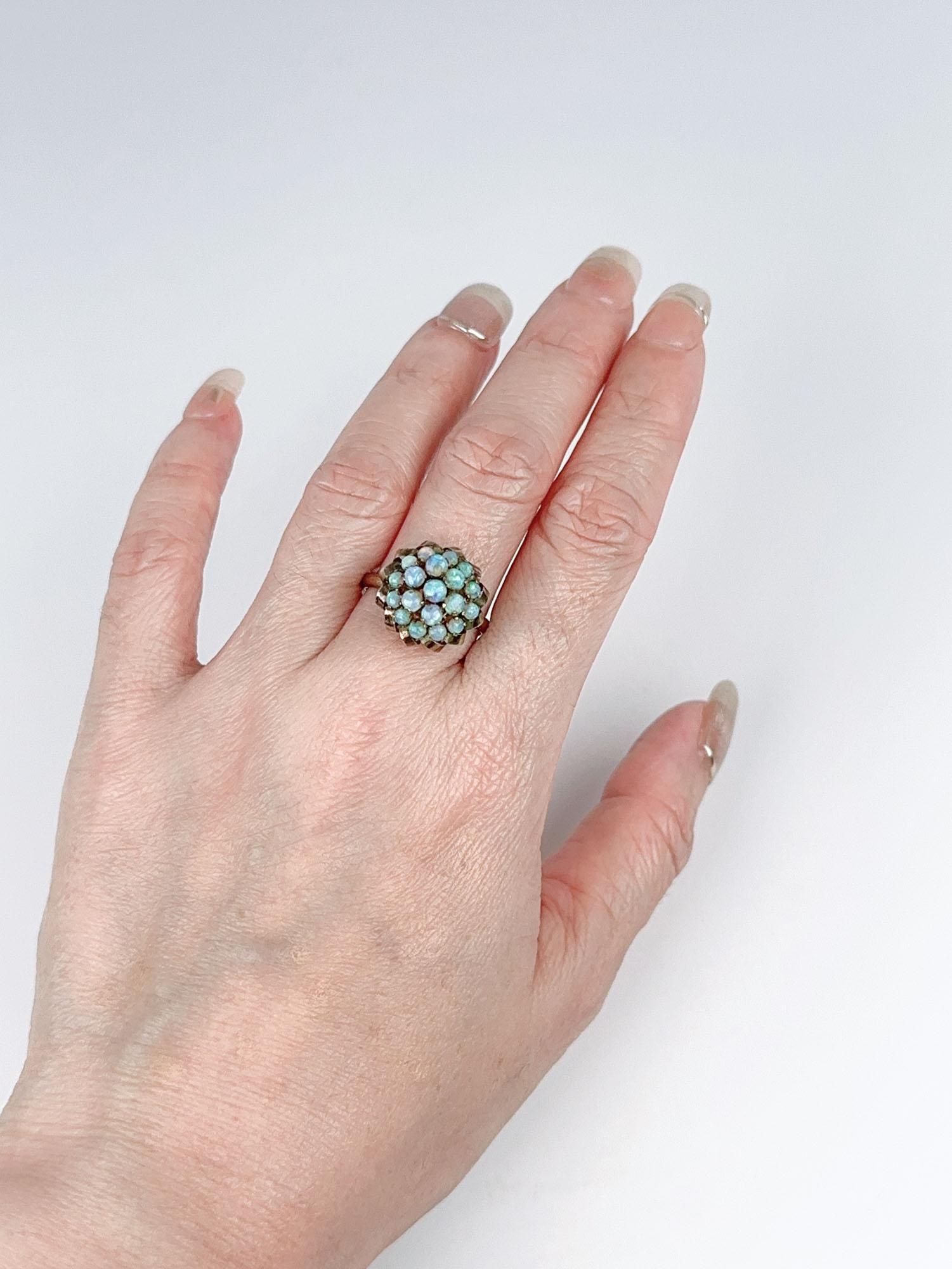 Femenino o masculino Anillo vintage de ópalo australiano brillante de cúpula alta de oro de 14 quilates R6716 en venta