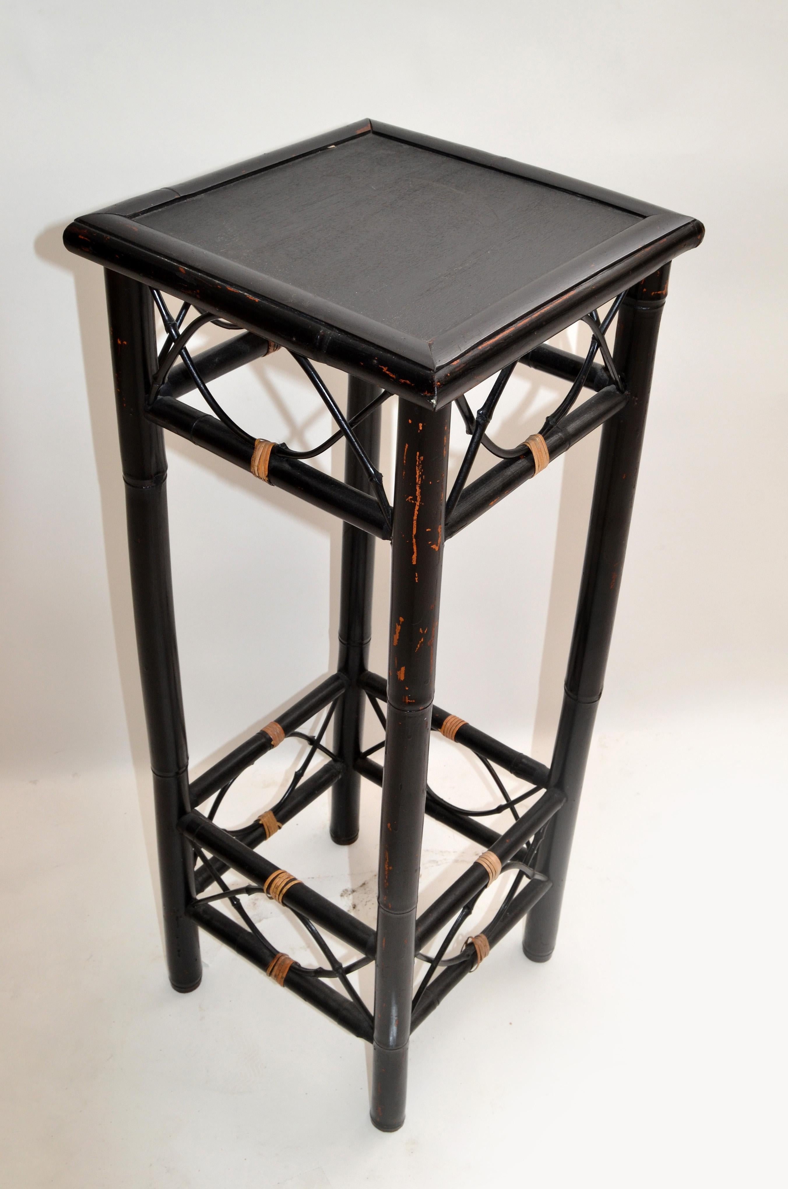 Vintage Brighton Chinoiserie Rattan Bamboo Stand, Side or End Table, Column 1970 For Sale 5