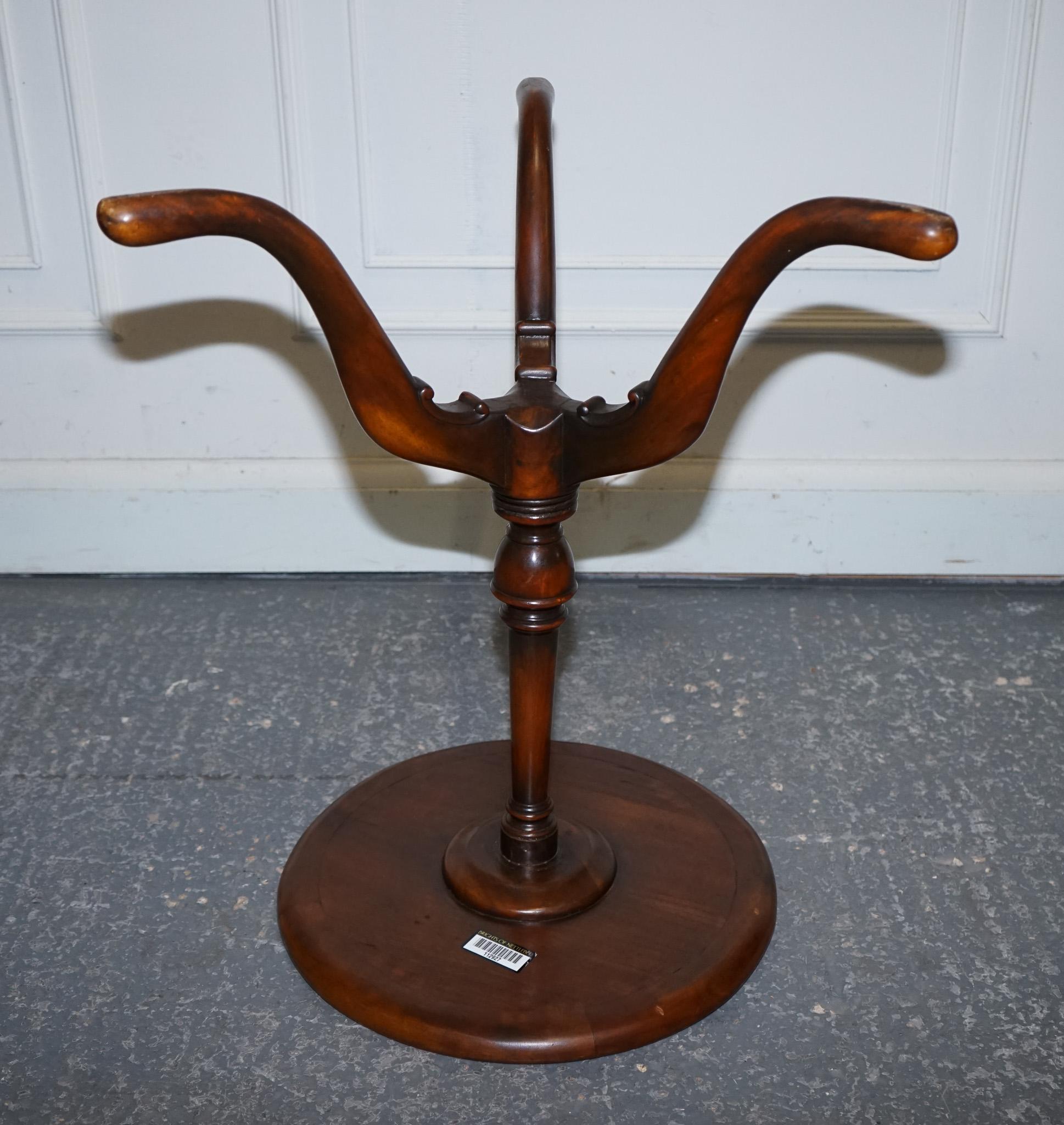 VINTAGE BRIGHTS OF NETTLEBED BURR WALNUT SIDE END WiNE TABLE For Sale 3