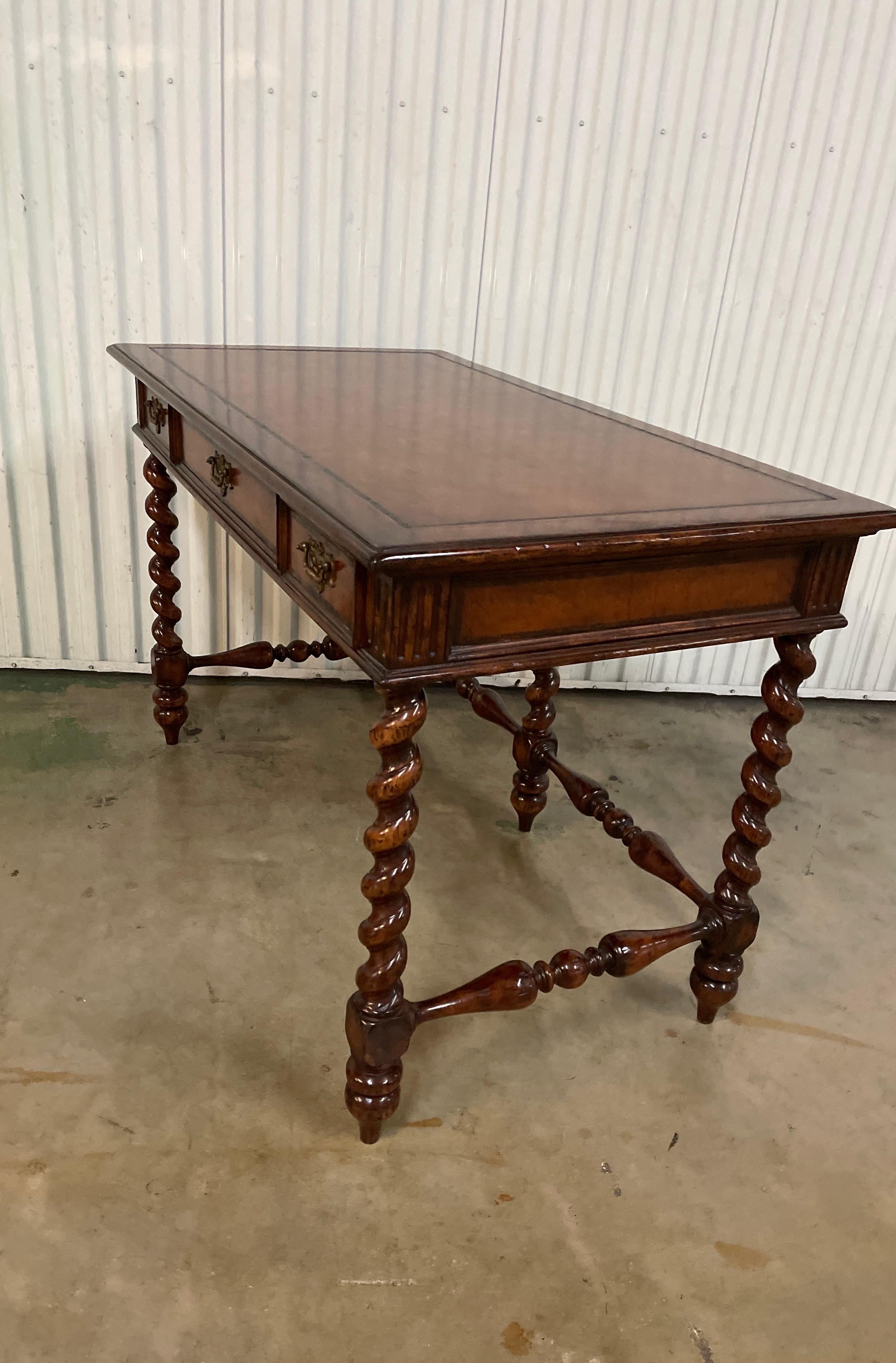 20th Century Vintage British Colonial Barley Twist Leg Leather Top Desk