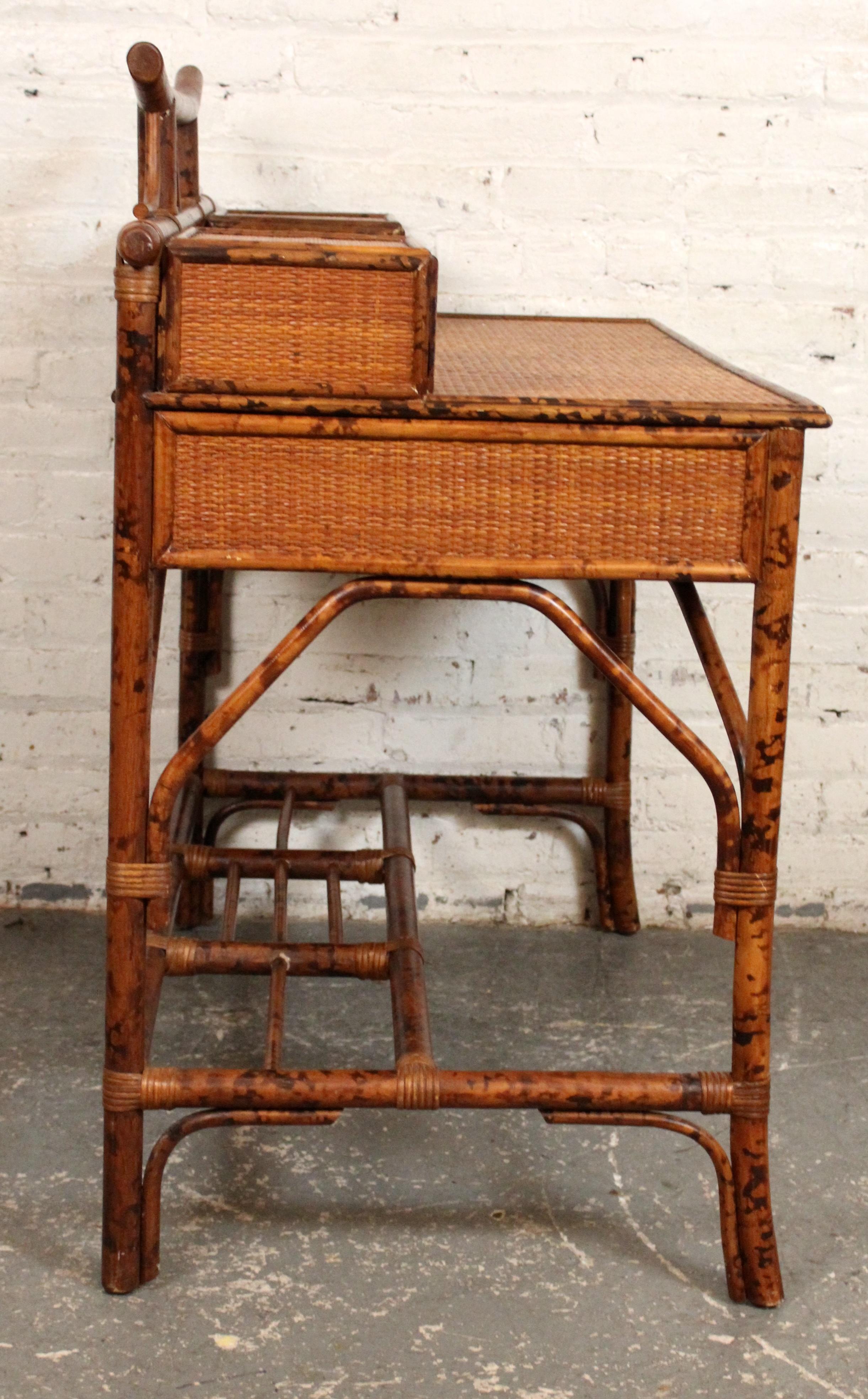 Vintage British Colonial Faux Bamboo & Grasscloth Desk In Good Condition For Sale In Brooklyn, NY