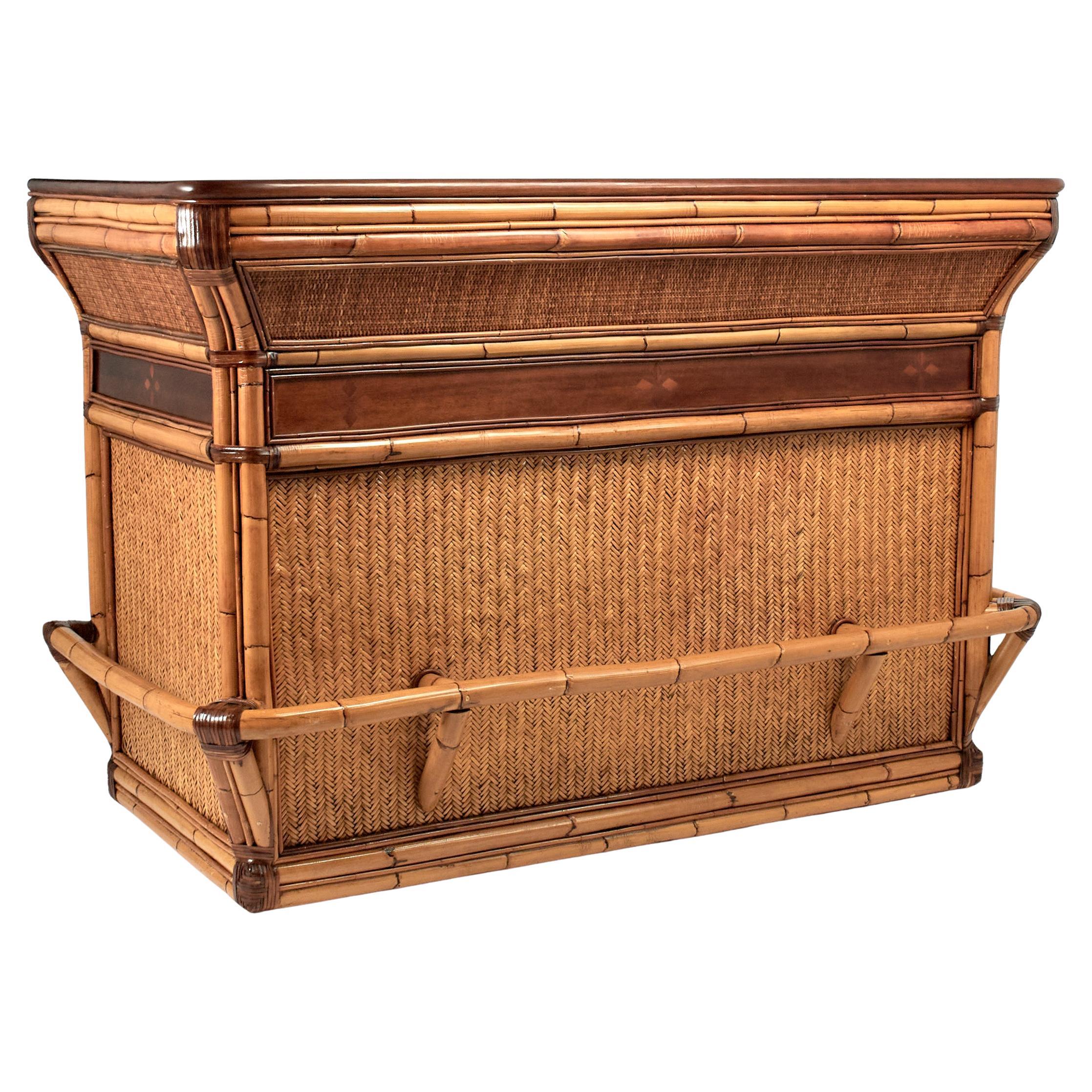Vintage British Colonial Stil Bambus und Grasscloth servieren Bar