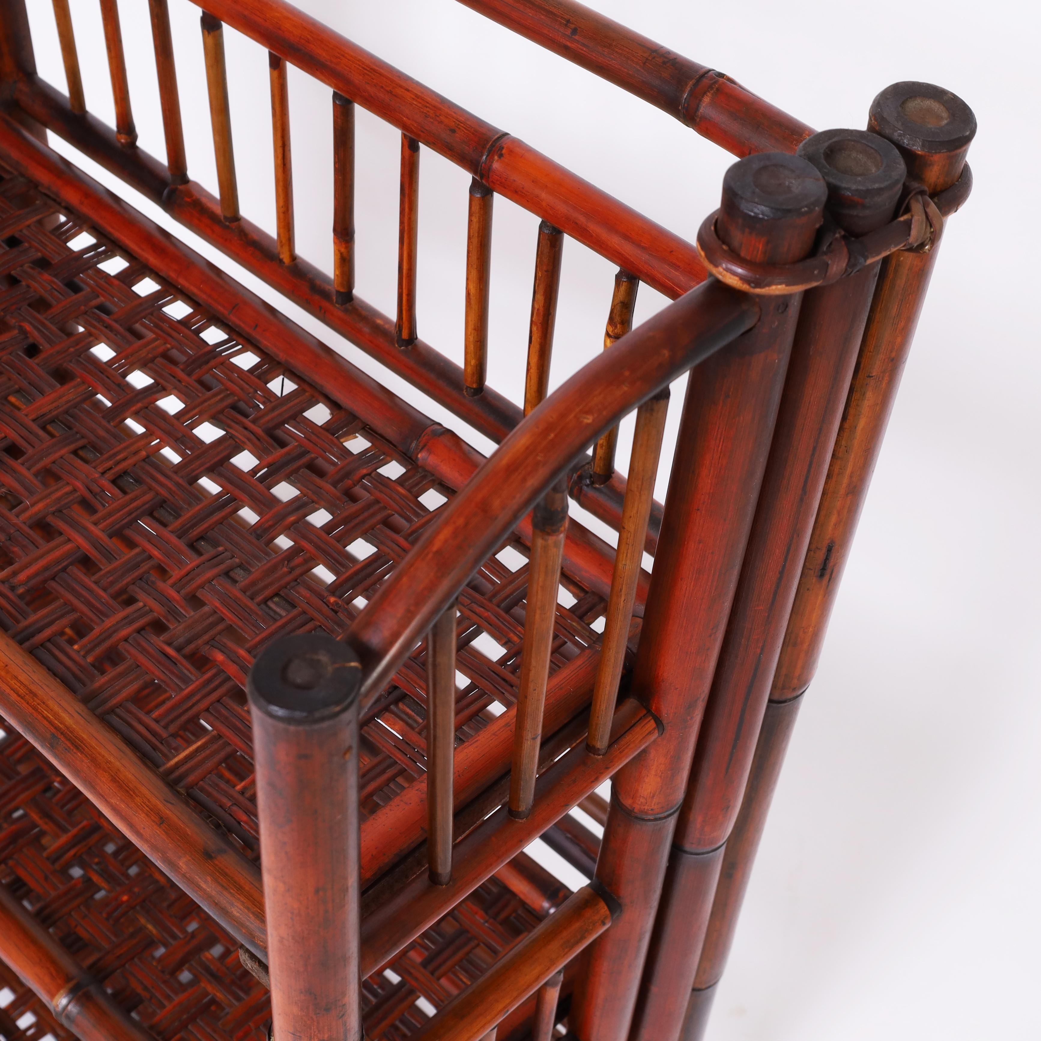 XX secolo Etagere a tre livelli in bambù in stile British Colonial vintage Foldes in vendita
