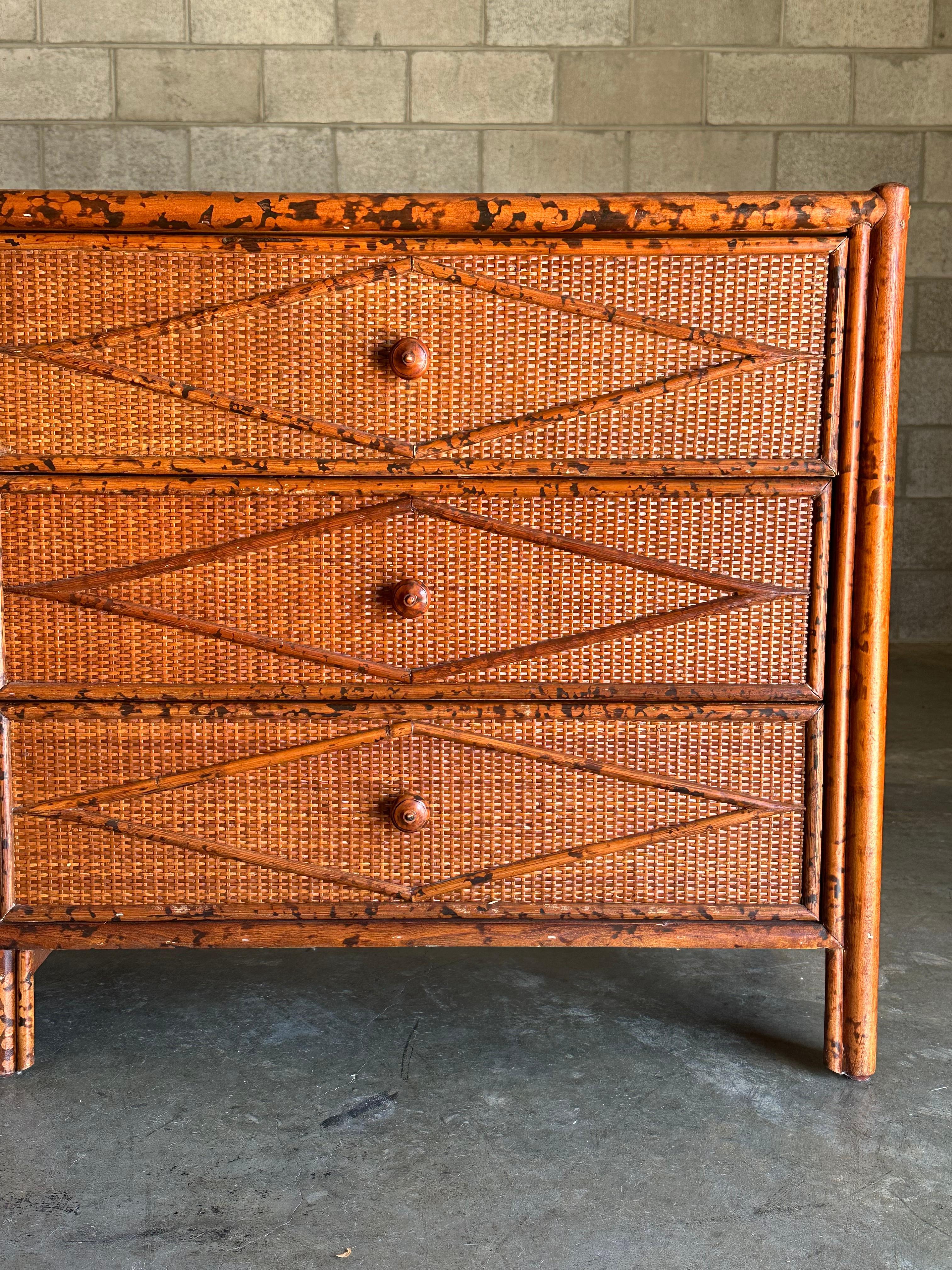 Vintage British Colonial Style Burnt Bamboo and Rattan Lowboy Dresser In Good Condition In St.Petersburg, FL
