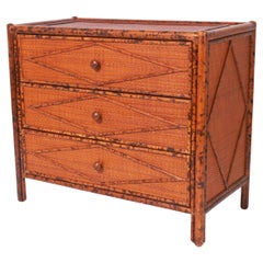 Coffre vintage en faux bambou de style British Colonial