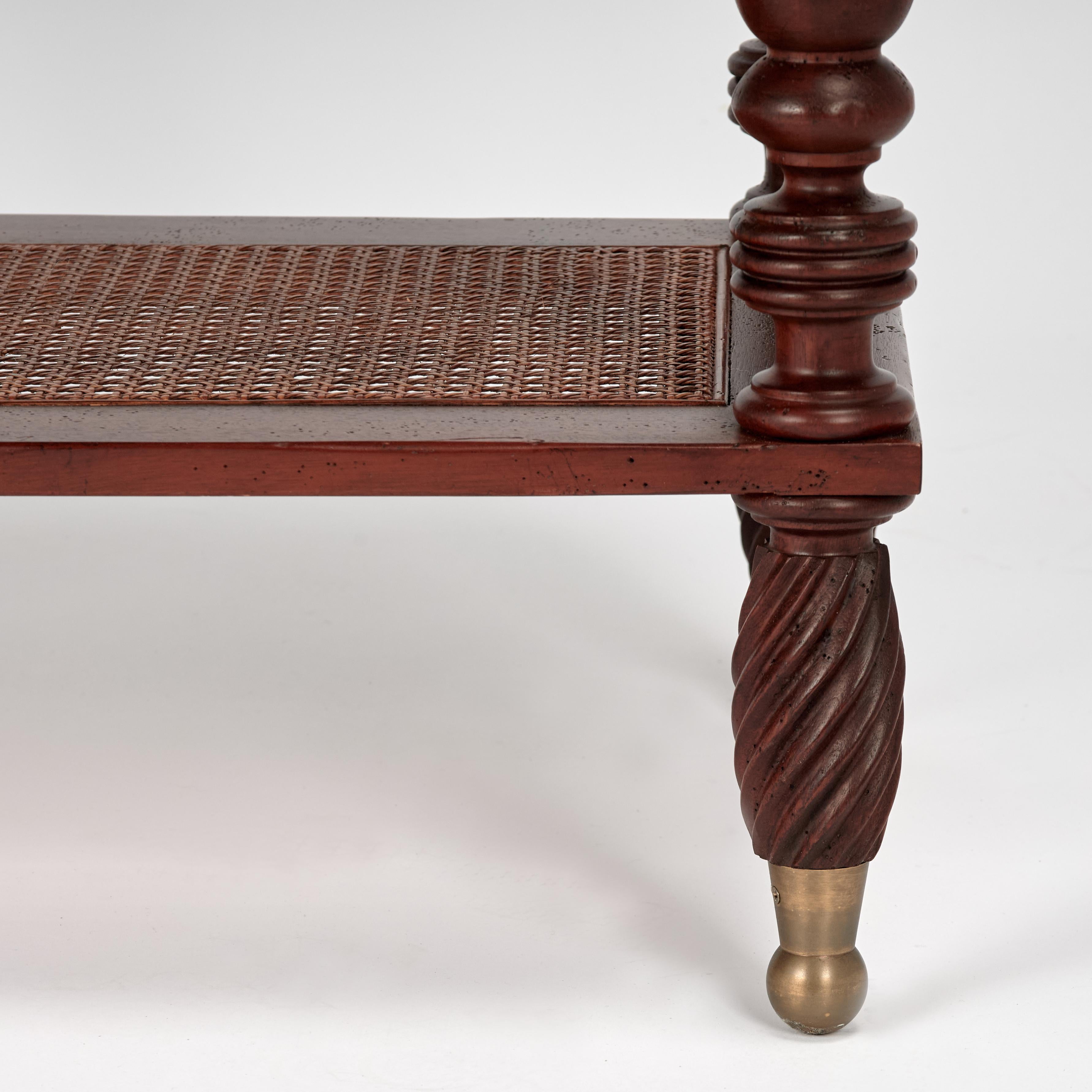 Vintage British Colonial Style Three Tiered Stand By Milling Road im Angebot 4