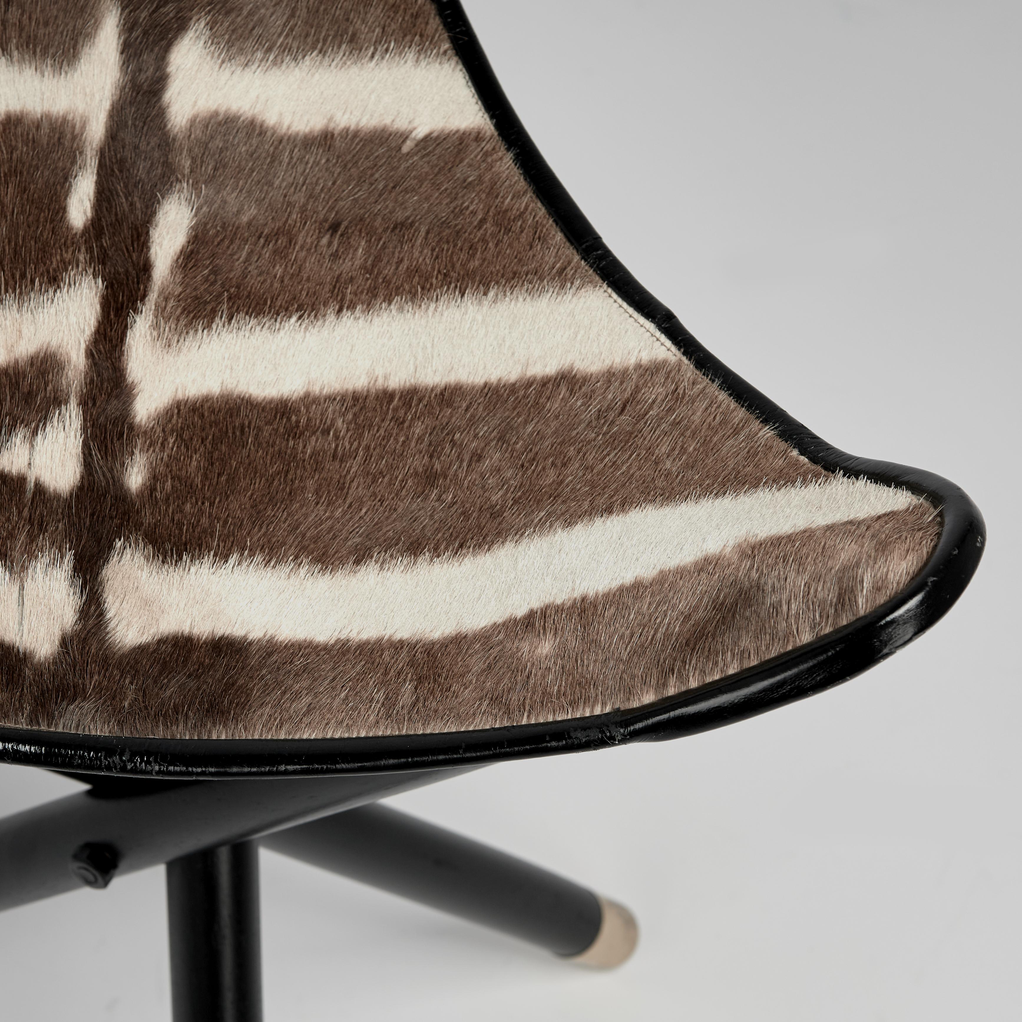 Zebra Hide Vintage British Colonial Style Zebra Safari Folding Stool or Seat For Sale