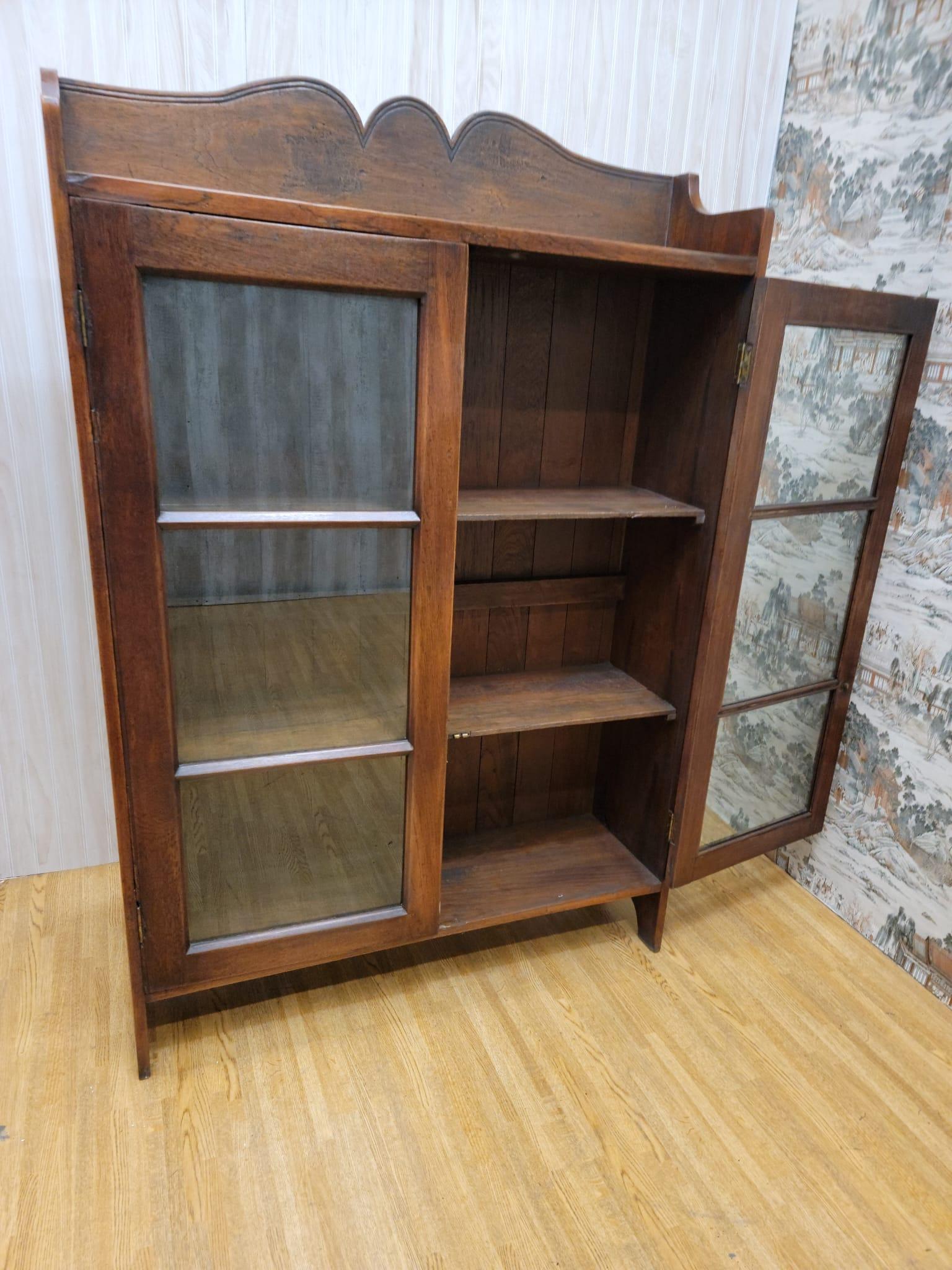 Vintage Thai British Colonial Teak and Glass Display Cabinet For Sale 4