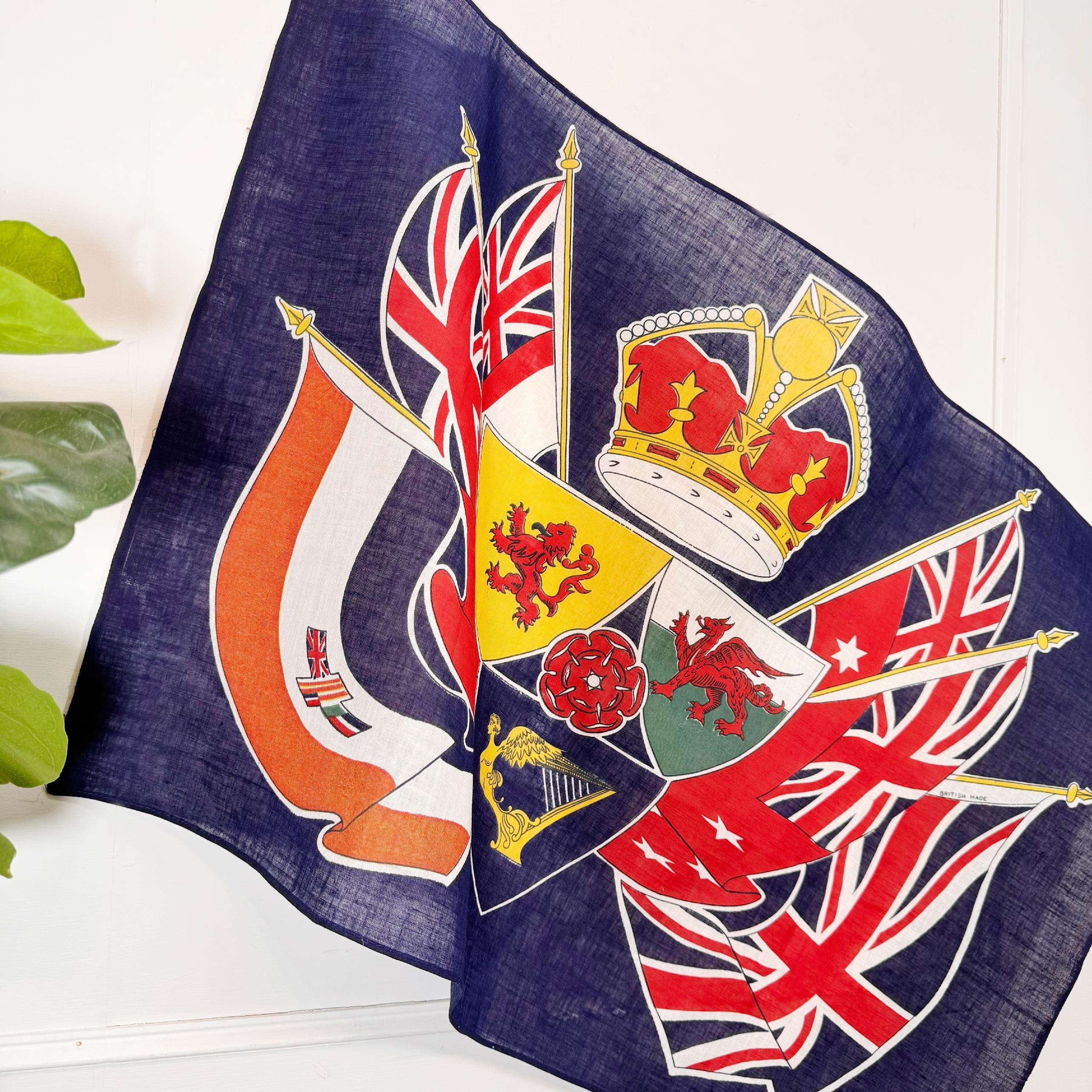 Britische Empire Dominion Coronation Flagge im Vintage-Stil (20. Jahrhundert) im Angebot