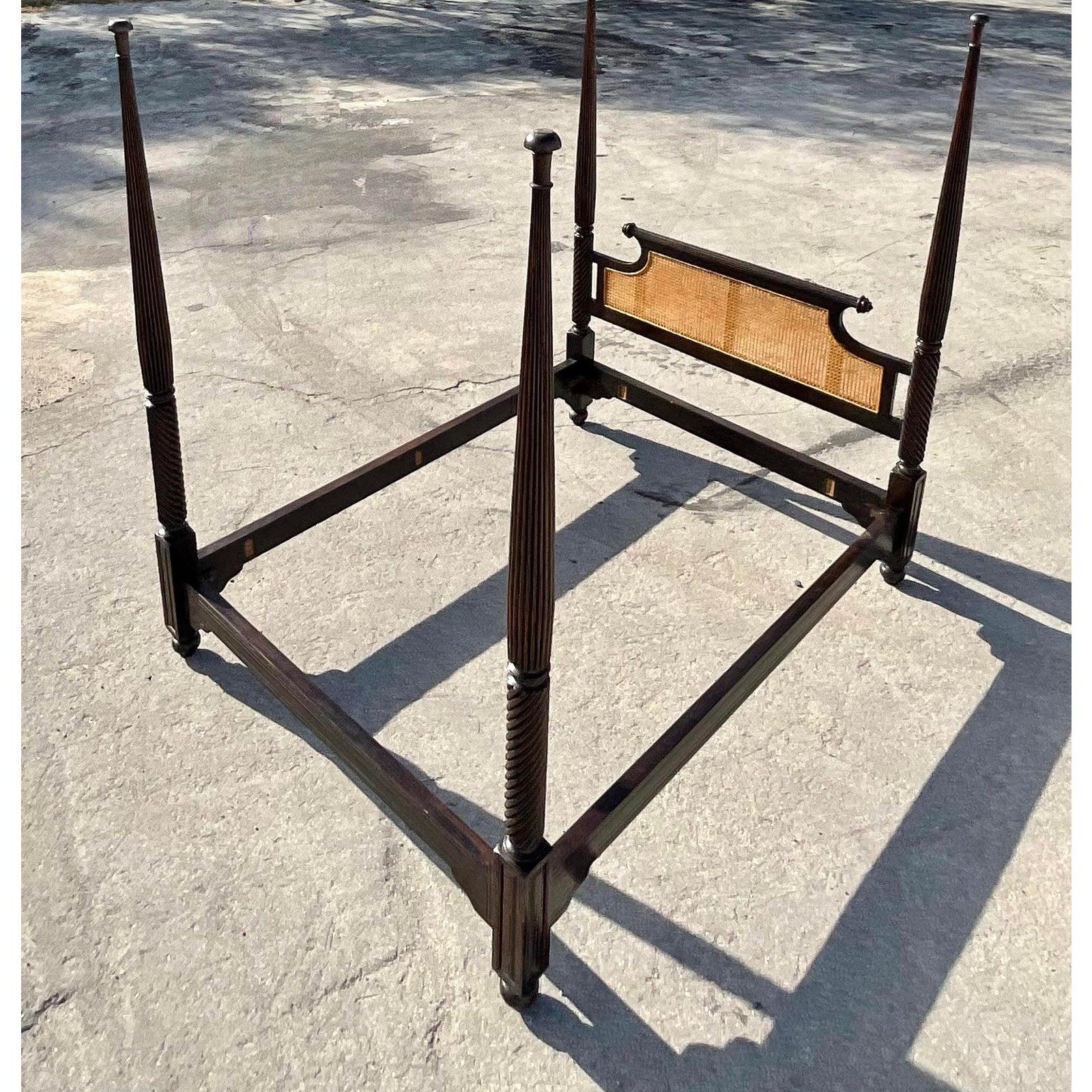 Vintage British Khaki “Lord Mountbatten” Four Poster Queen Bed In Good Condition In west palm beach, FL