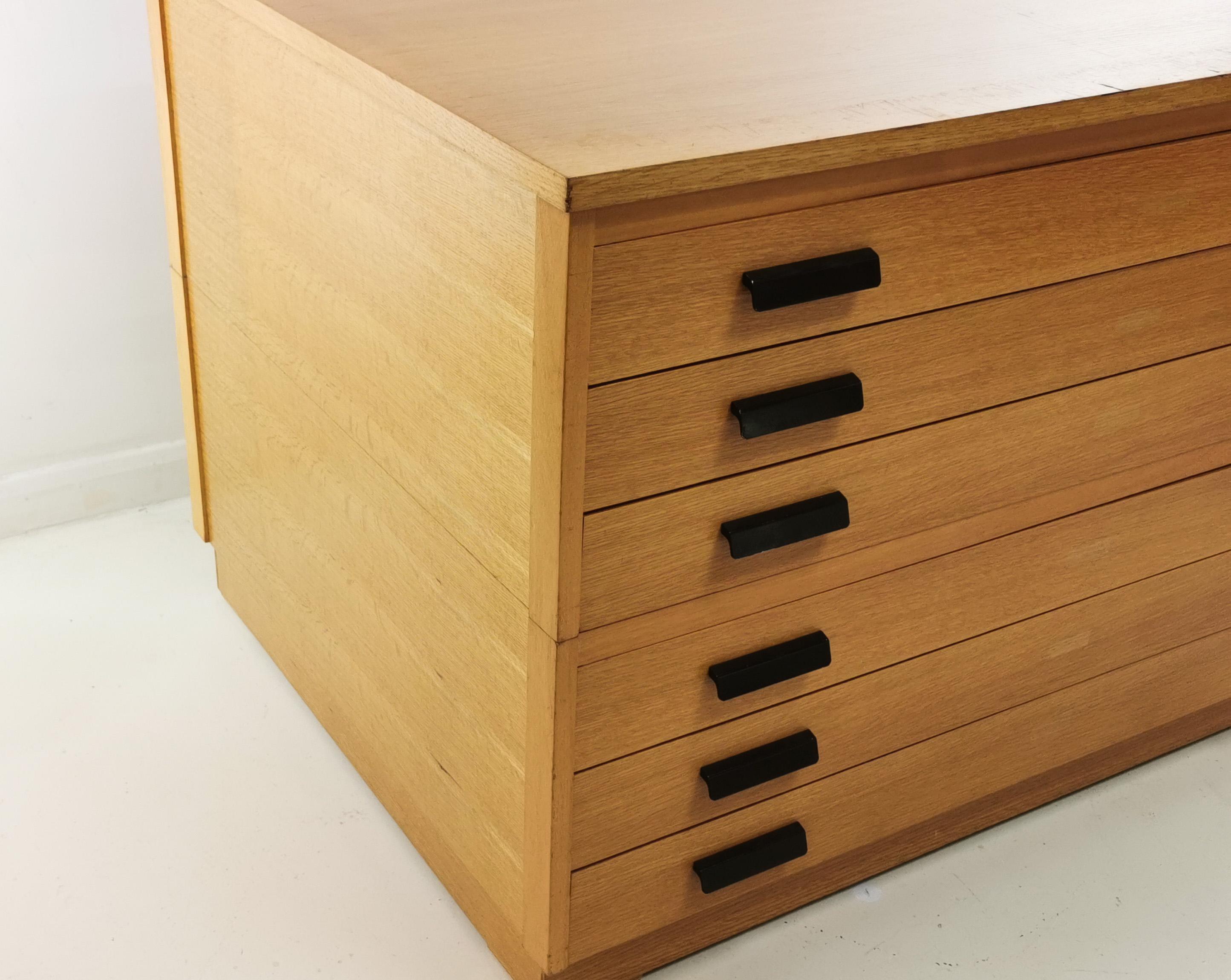 Vintage British Made Plan Chest of Drawers Artists Architects Map Table For Sale 1