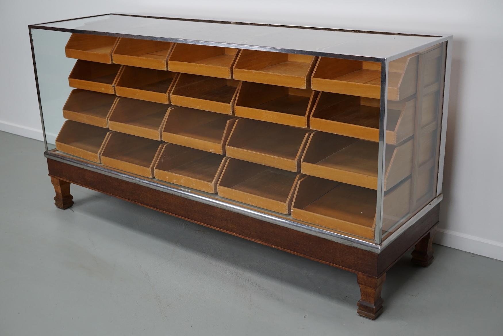 Vintage British Maple & Oak Kurzwarenschrank oder Ladentisch, 1930er Jahre im Angebot 4