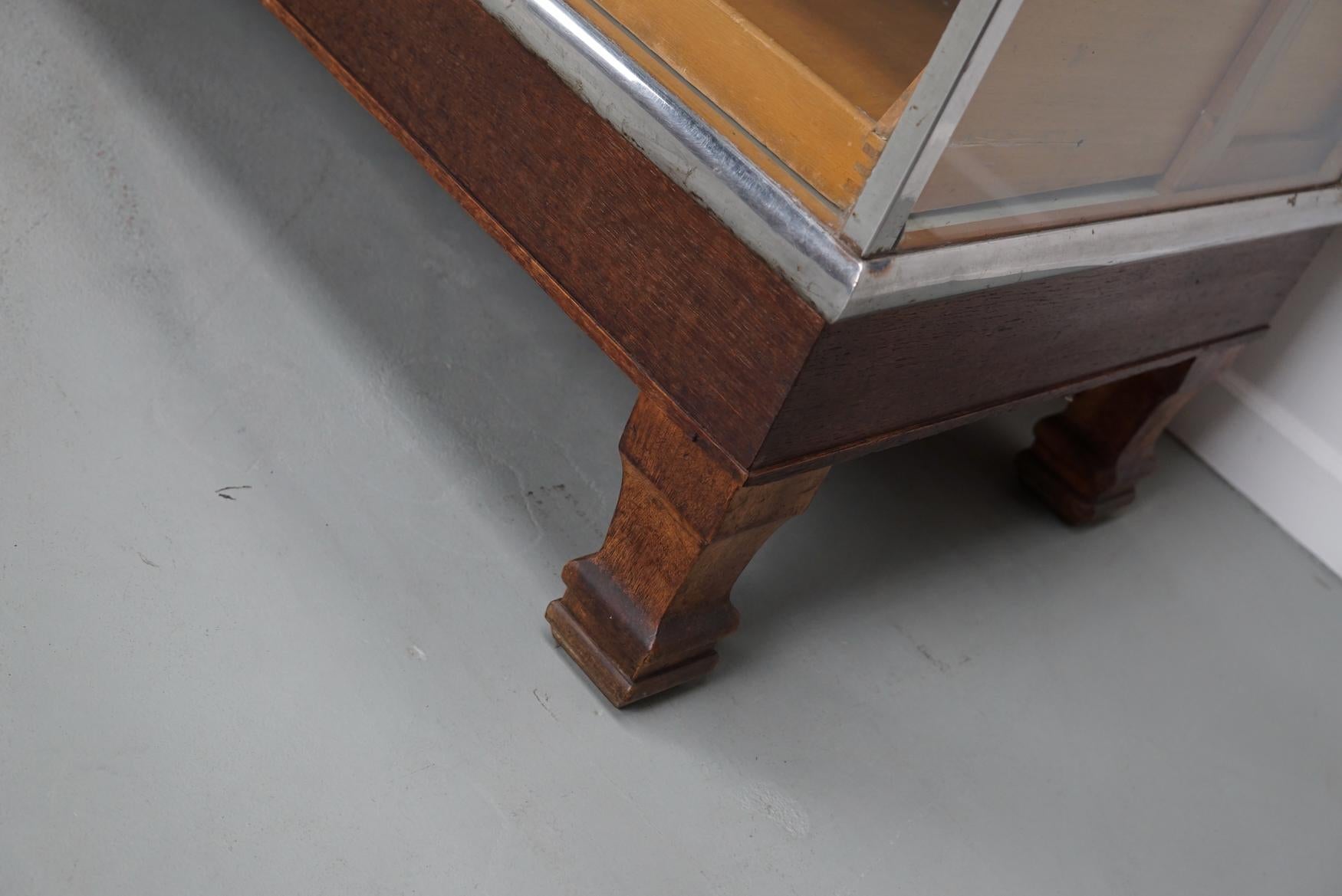 Vintage British Maple & Oak Kurzwarenschrank oder Ladentisch, 1930er Jahre (Britisch) im Angebot