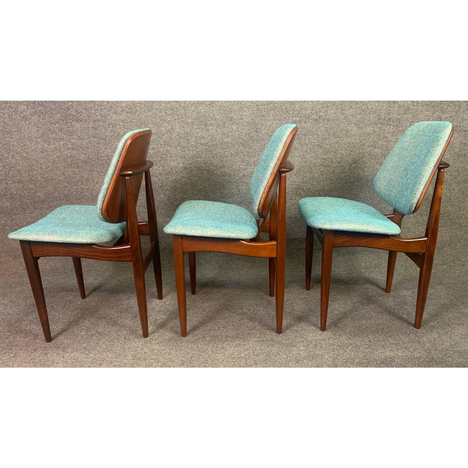 Vintage British Mid-Century Modern Teak Chairs by Elliotts of Newbury, Set of 6 1