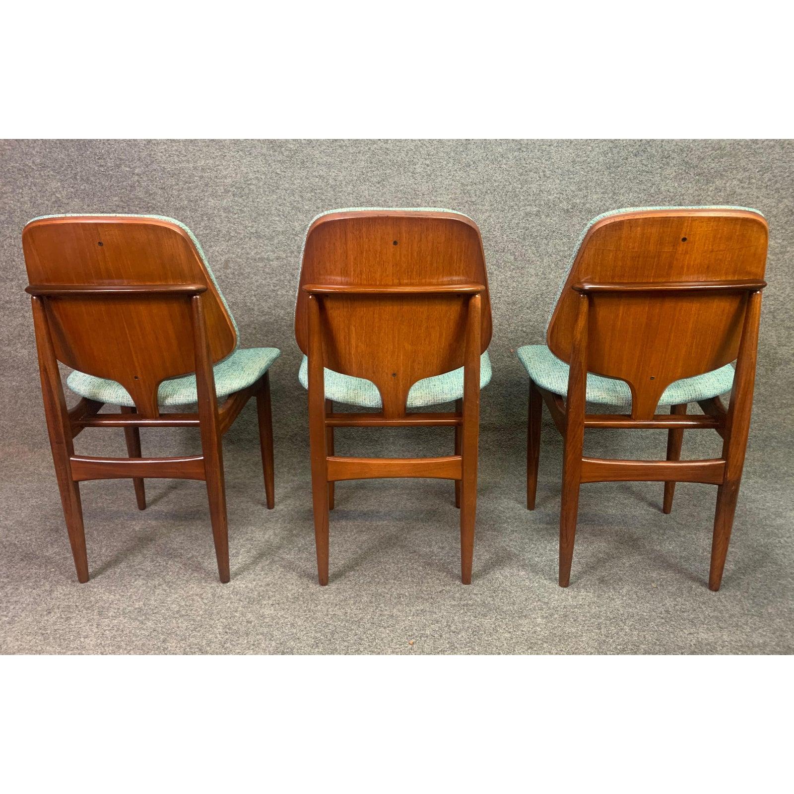 Vintage British Mid-Century Modern Teak Chairs by Elliotts of Newbury, Set of 6 In Good Condition In San Marcos, CA