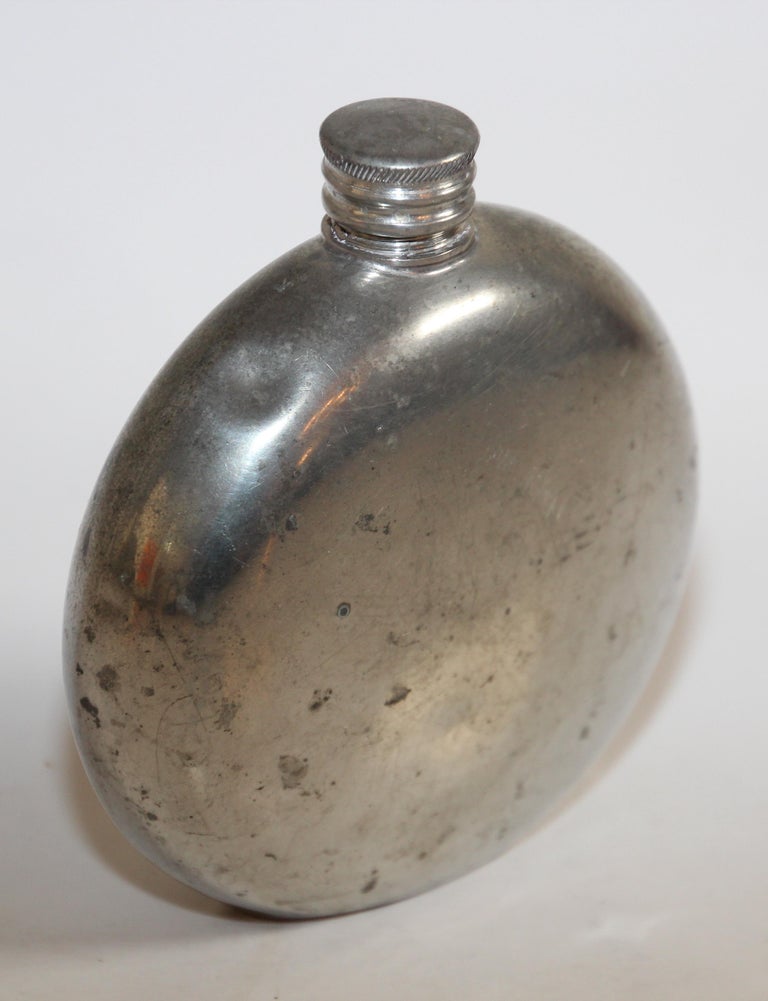 Vintage British Pewter Liquor or Spirits Flask, Sheffield For Sale at