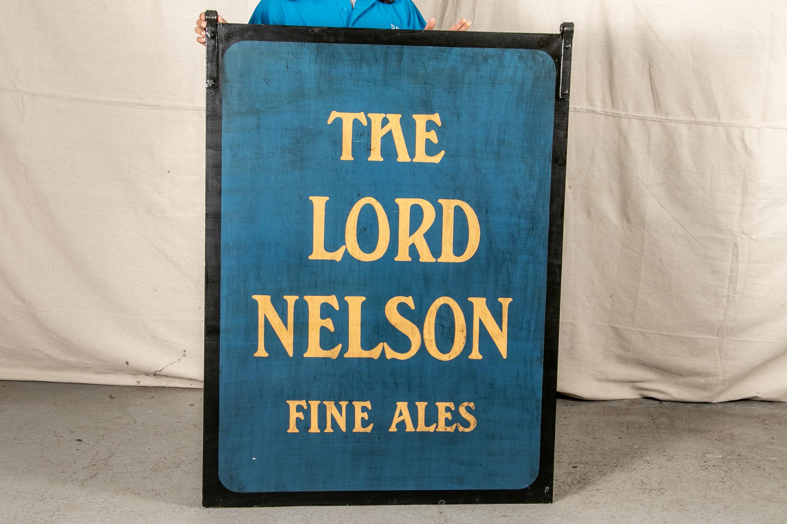 20ième siècle Signe de pub de reproduction britannique vintage, « The Lord Nelson ». en vente