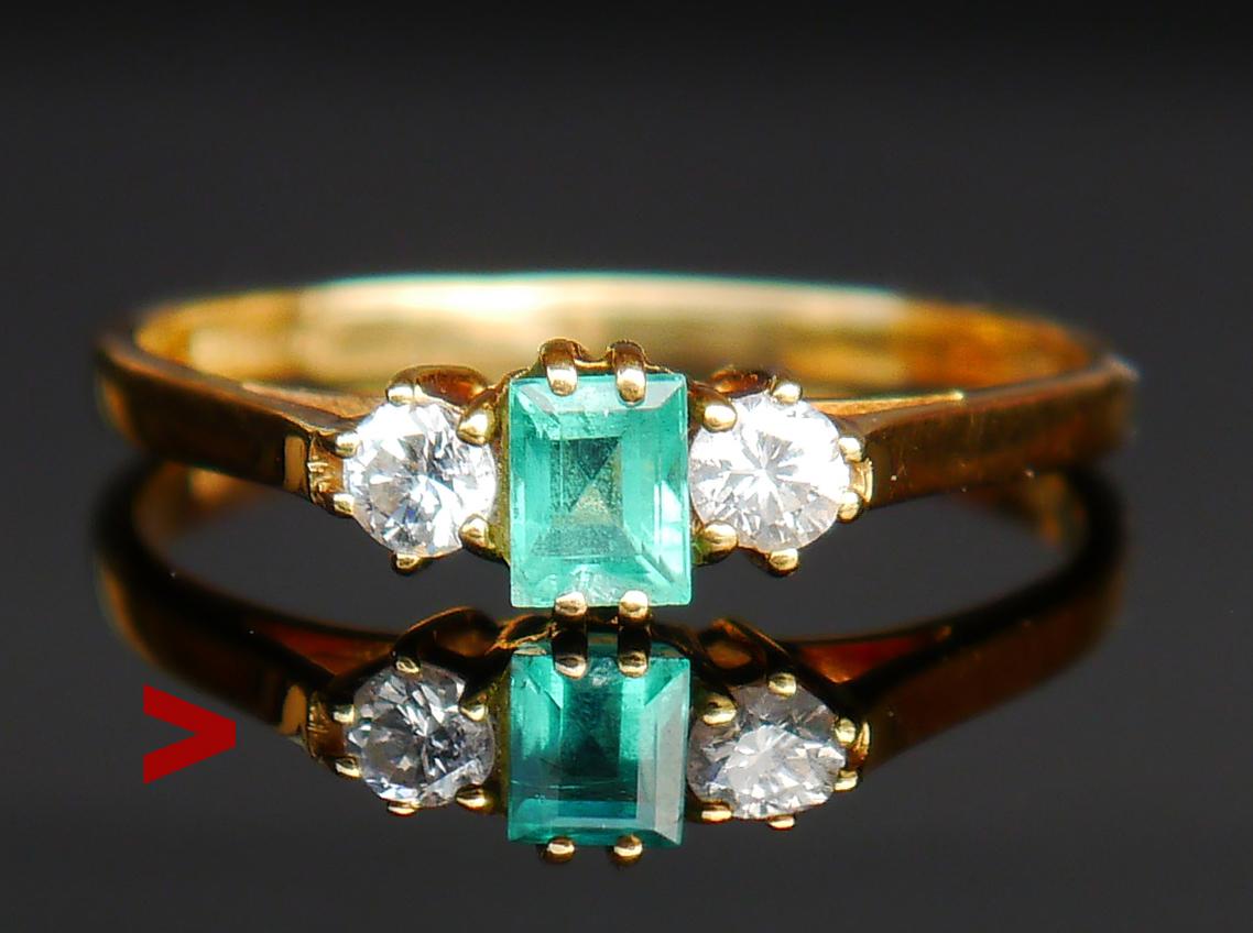 Vintage British Ring Emerald Diamond solid 18K Gold Ø 7.5US/ 2.1g Pour femmes en vente