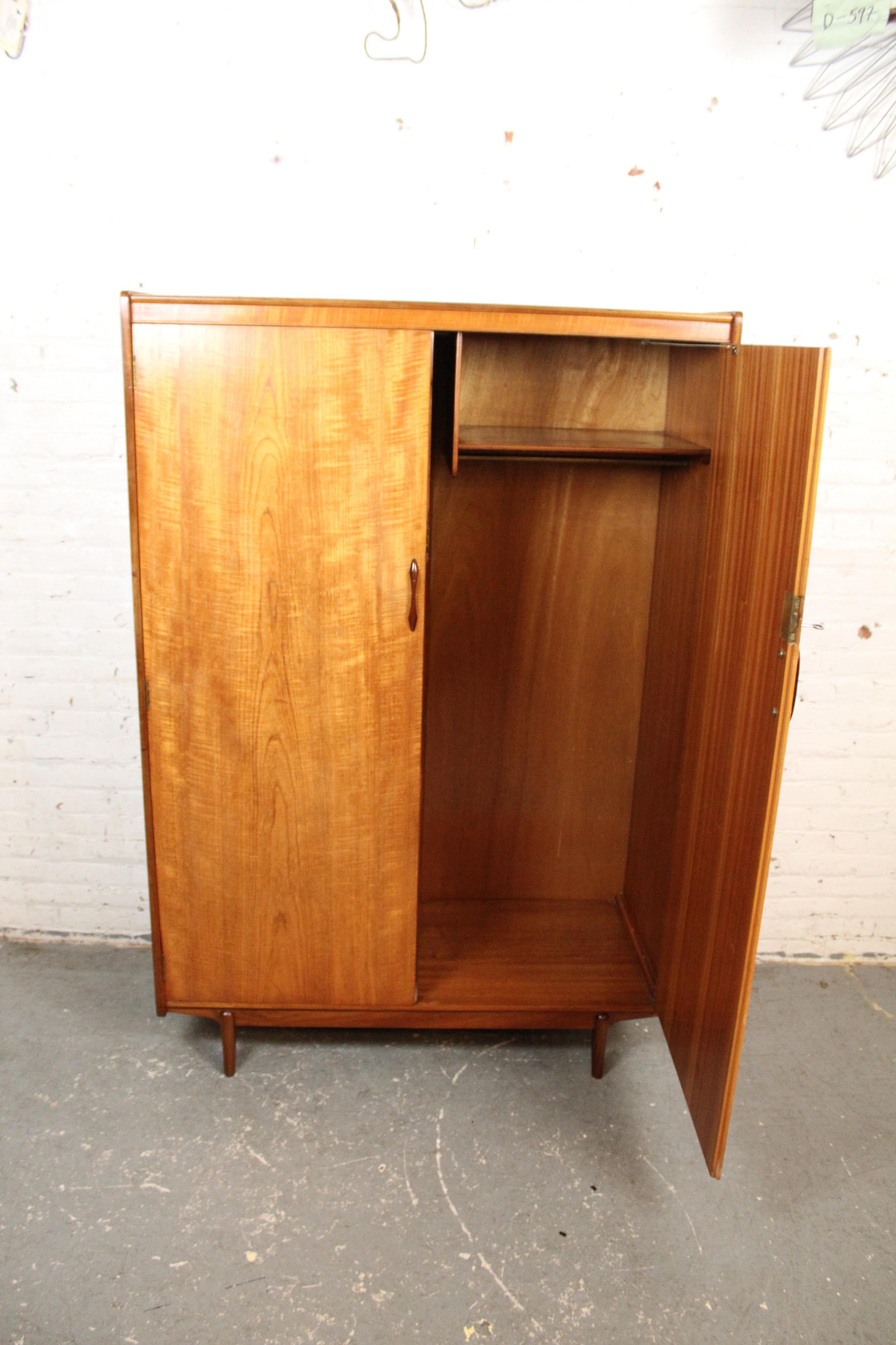 Vintage British Teak Wardrobe 4