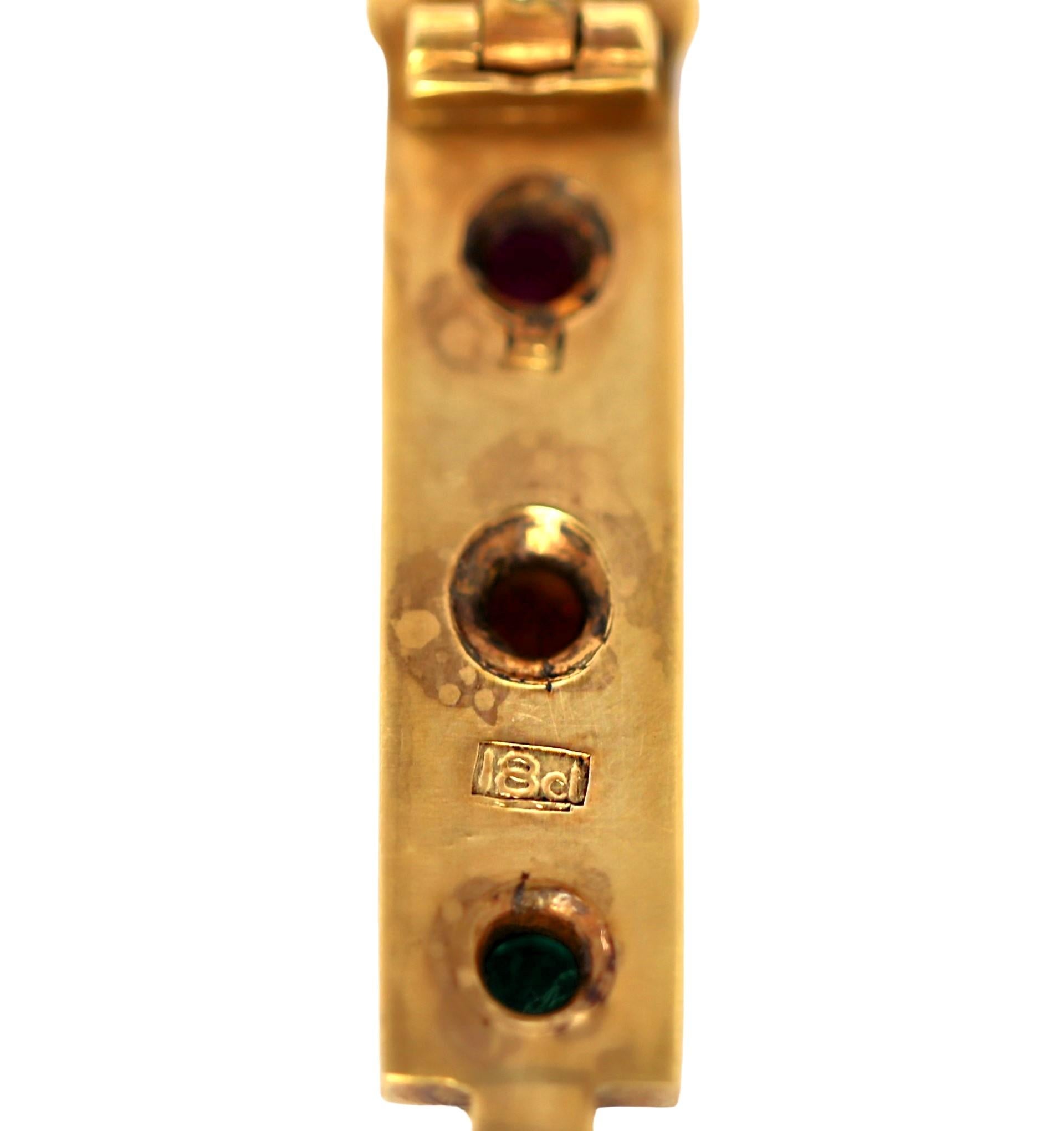 Broche Vintage British Traffic Control Light Brooch with vivid color Signal Indicators (Broche sur les feux de signalisation britanniques avec indicateurs de signaux en couleurs vives) Unisexe en vente