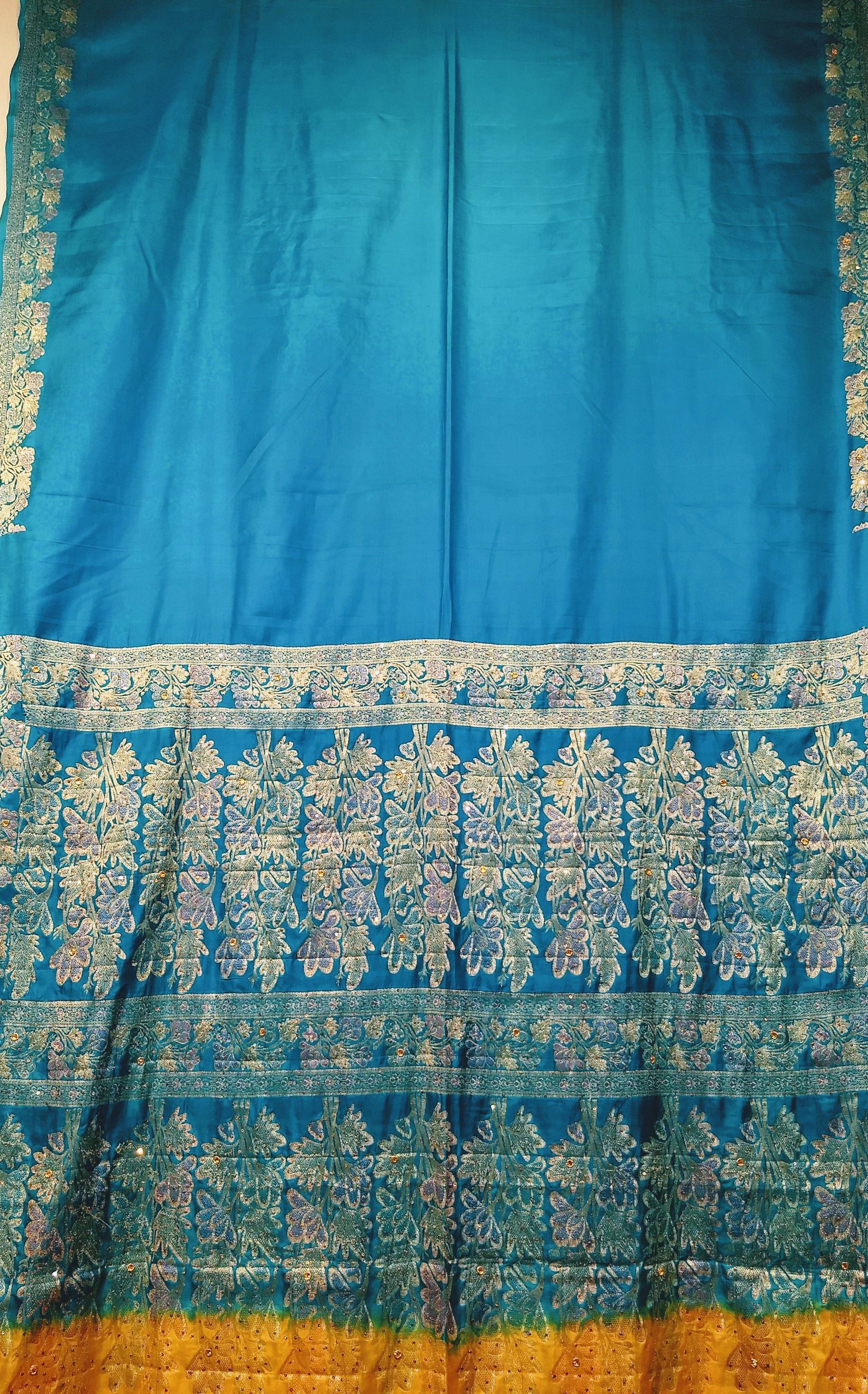 Vintage Brocade Silk Textile in Paisley Pattern in Blue, Silver, Gold For Sale 2