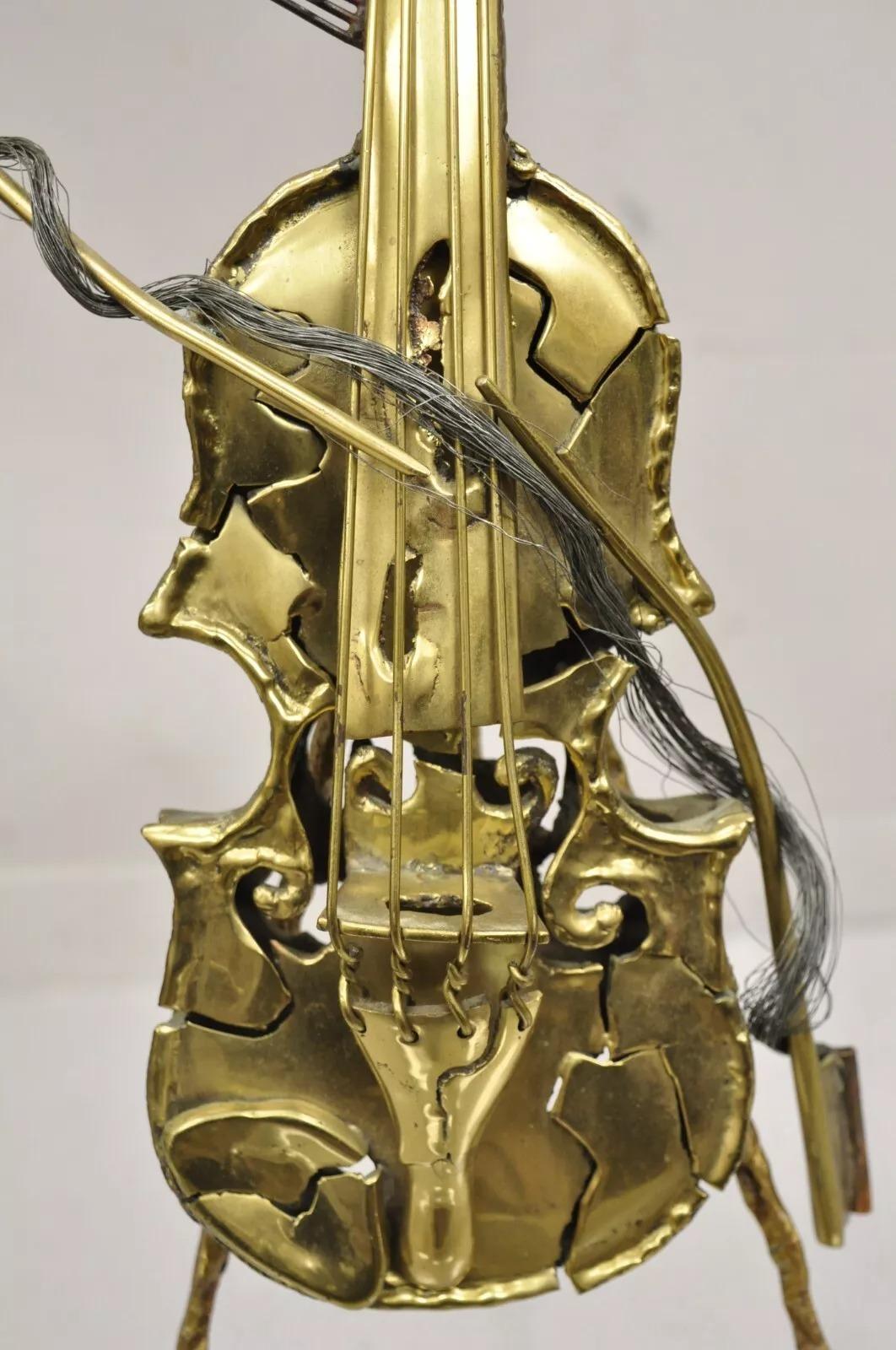 Escultura vintage de violín de bronce 