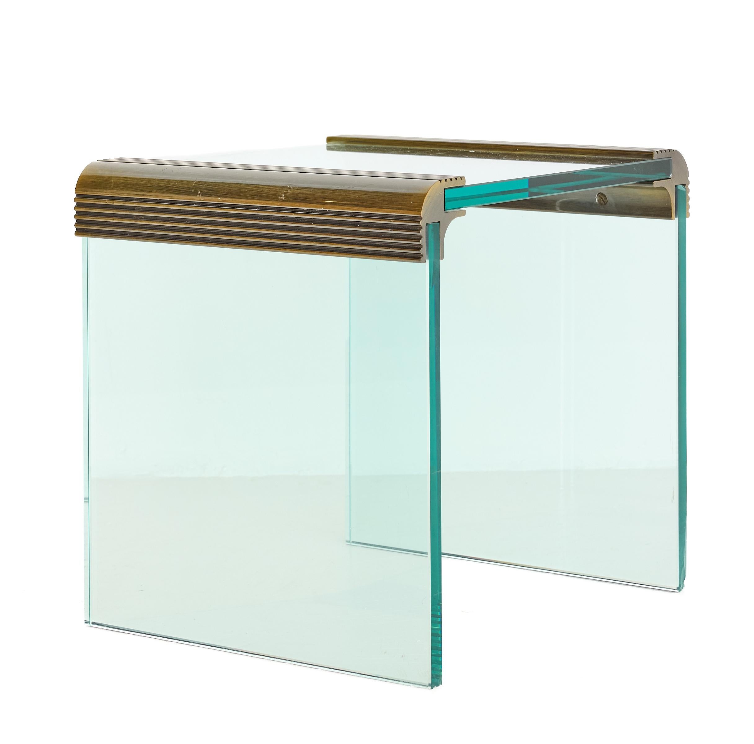 Vintage Bronze und Glas Wasserfall Beistelltisch (Ende des 20. Jahrhunderts) im Angebot