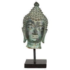Sculpture de tête de Bouddha en bronze vintage