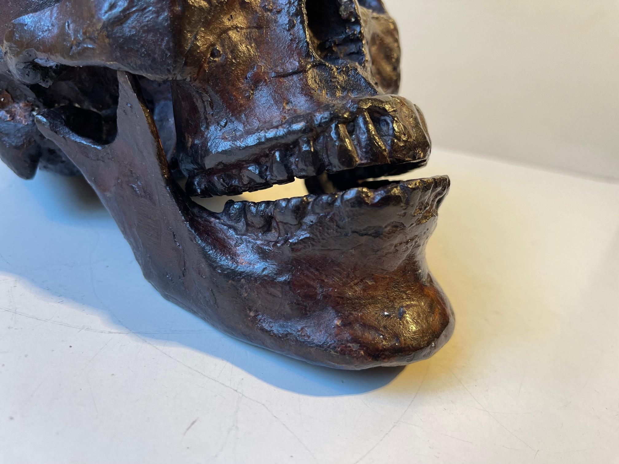 Vintage Bronze Cast of a Human Skull 1:1, 1950s In Good Condition In Esbjerg, DK