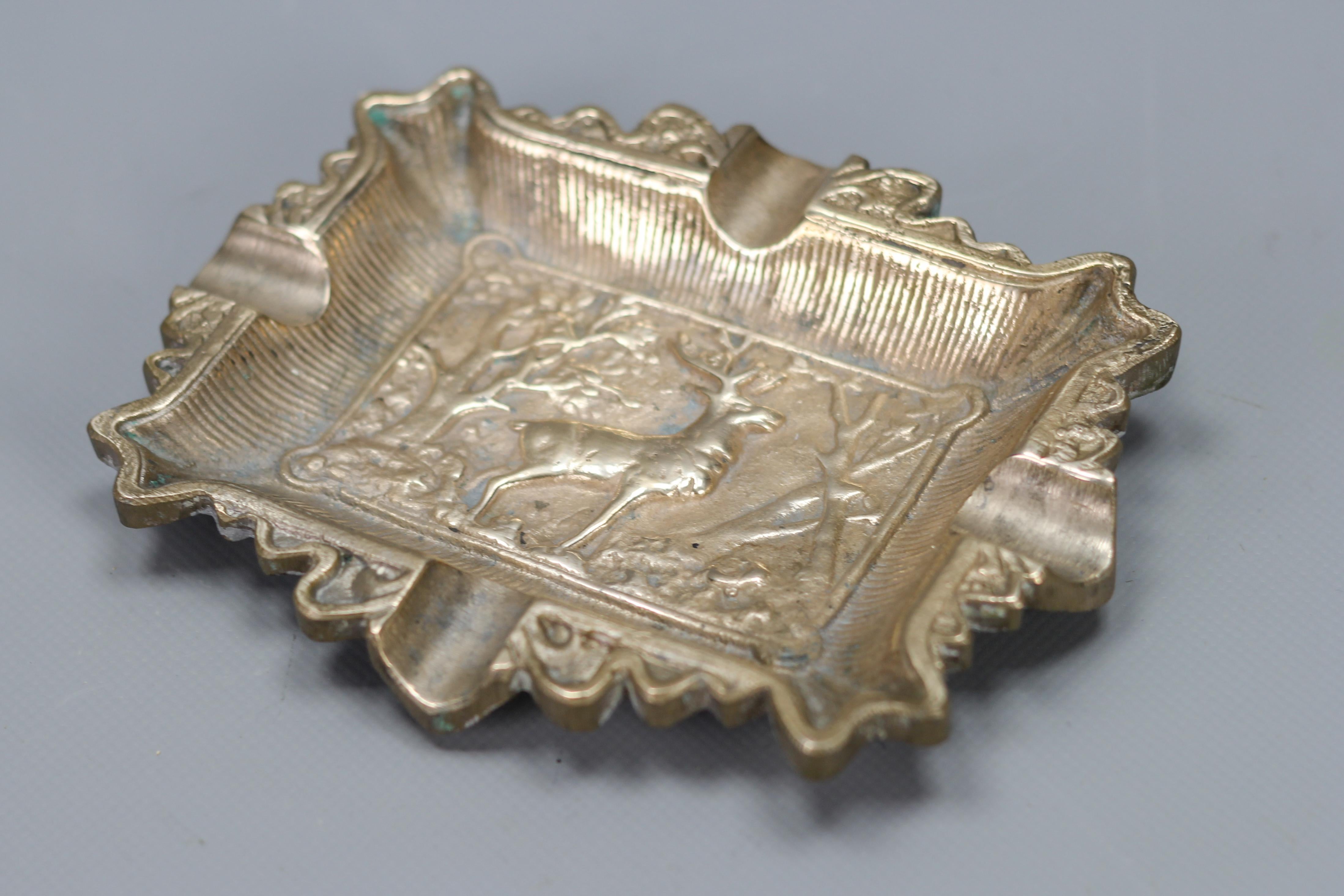 Mid-20th Century Vintage Bronze Cigar Ashtray with Stag Deer Relief, 1950s