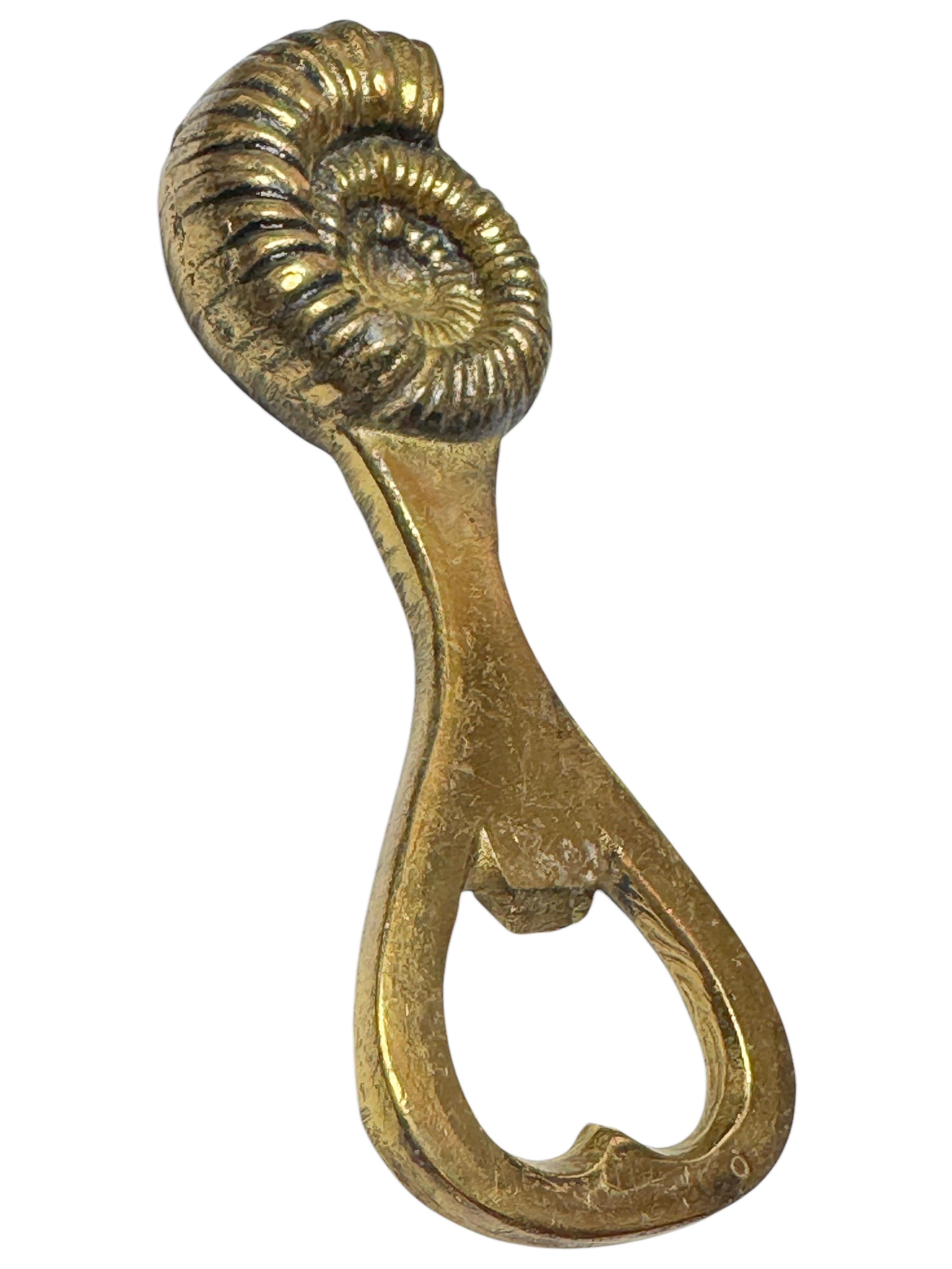 Autrichien Ouvre-bouteille Fossil Vintage Bronze Mid-Century Modern Metal Breweriana Barware en vente