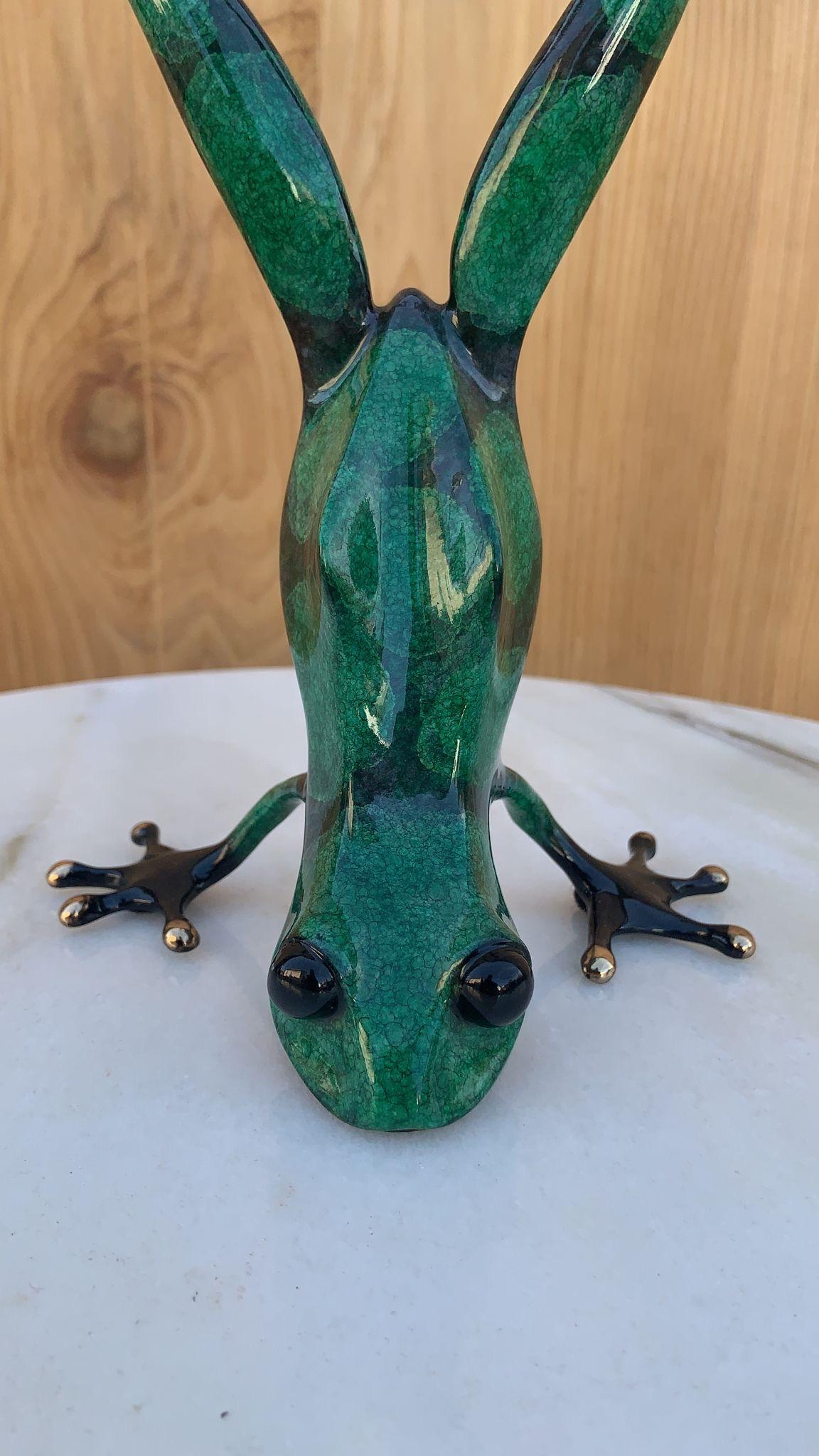American Vintage Bronze Frog Show Off by Frogman Artist Tim Cotterill