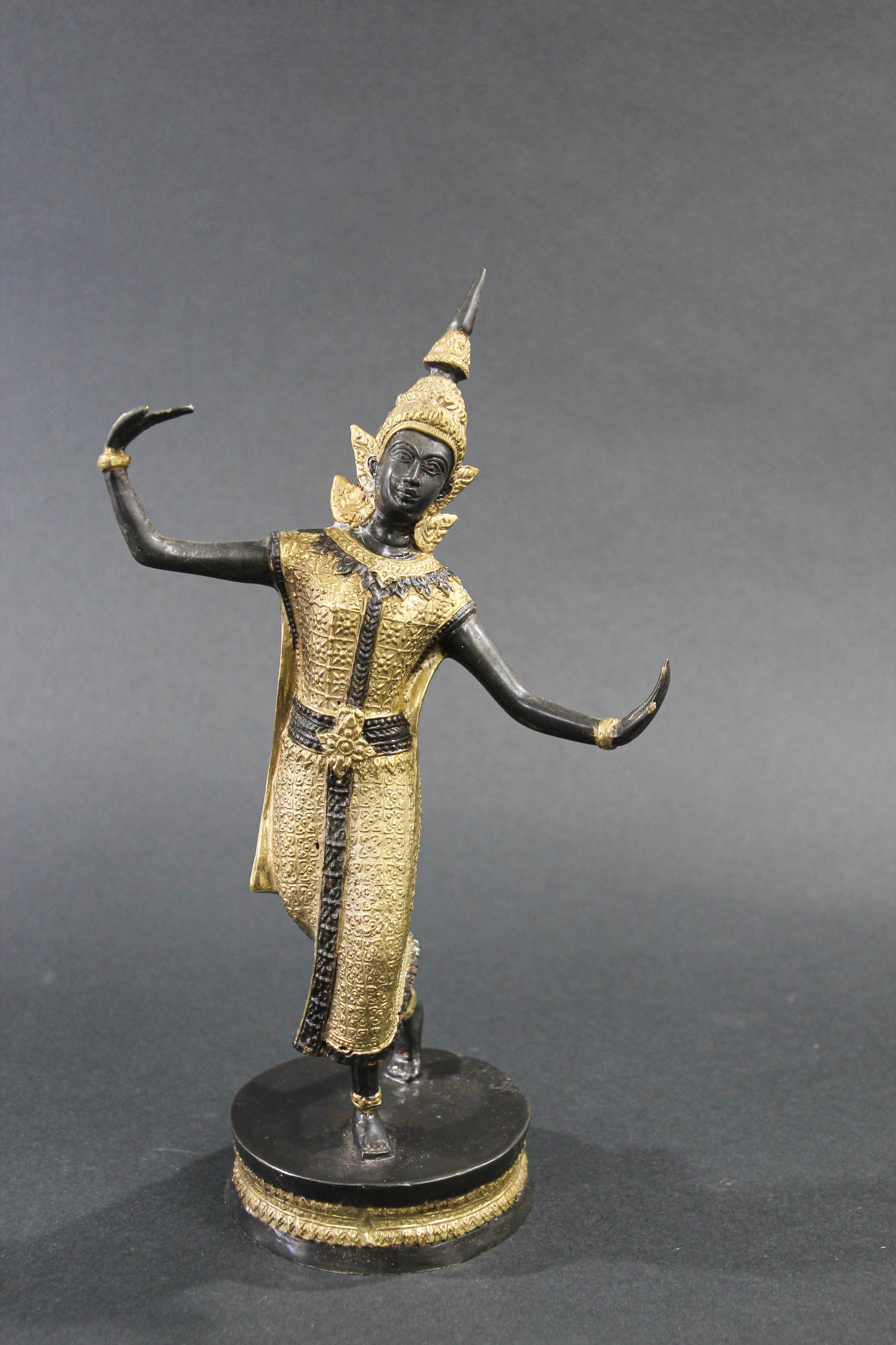 Vergoldete thailändische Teppanom- Tempelschutz-Tänzer-Statue-Skulptur aus Bronze, Vintage (Thailändisch) im Angebot