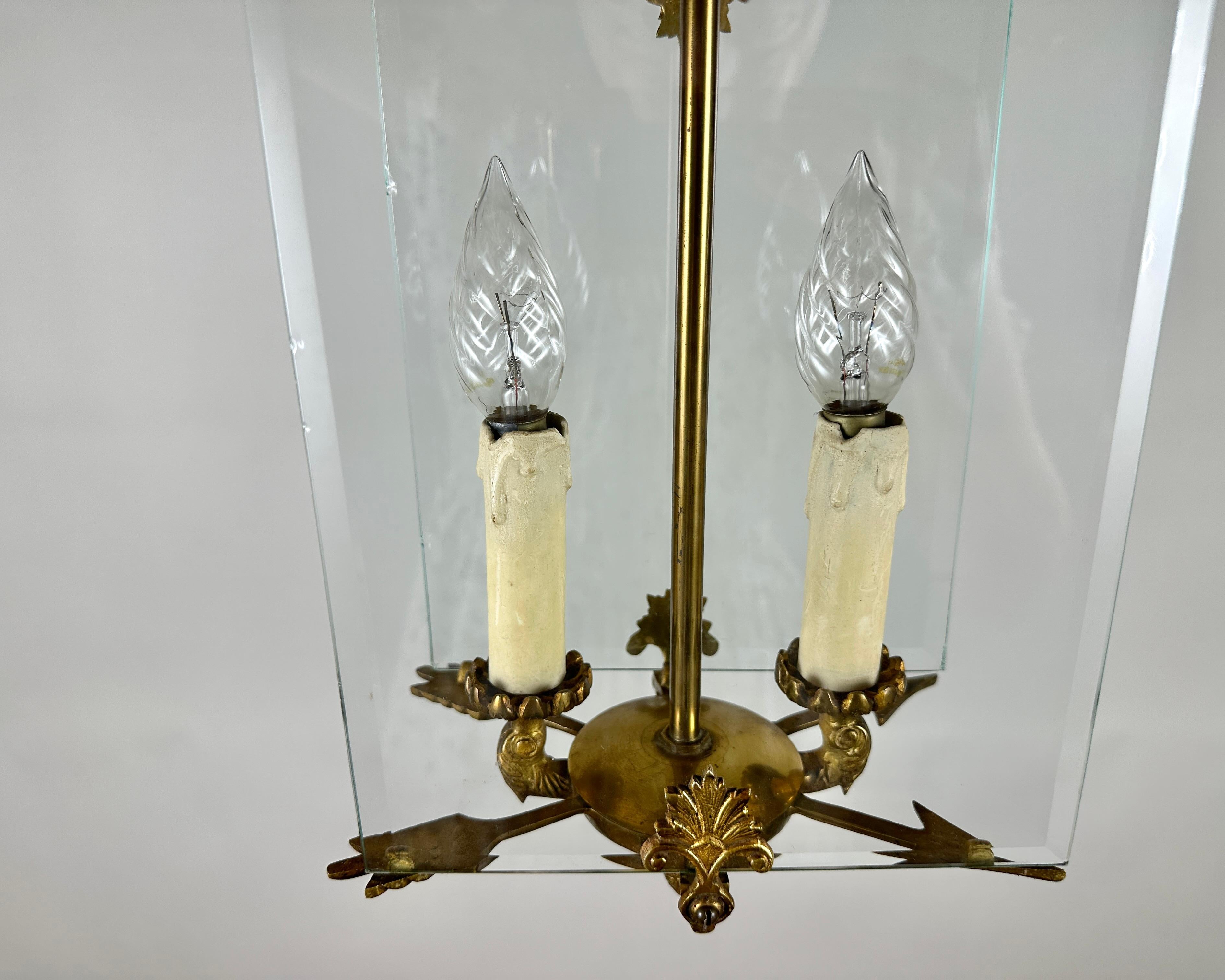 Art Déco Lampadario a lanterna in bronzo e vetro vintage  Lampada a sospensione per ingresso, Francia, anni '50 in vendita