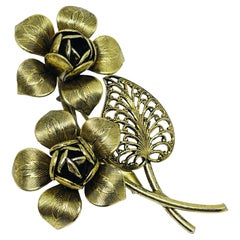 Vintage bronze gold tone flower designer brooch